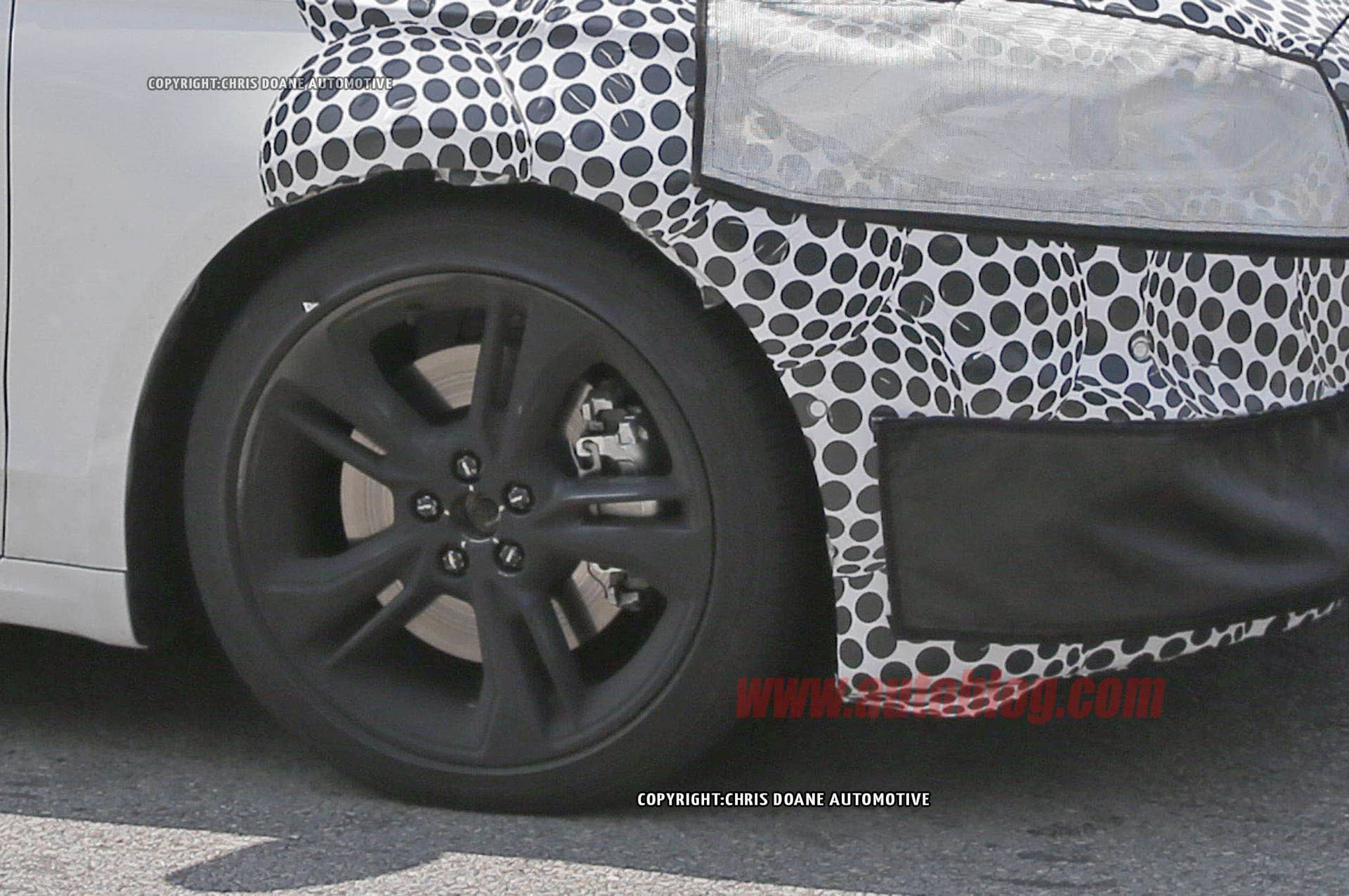 Ford Fusion ST spied prototype wheel