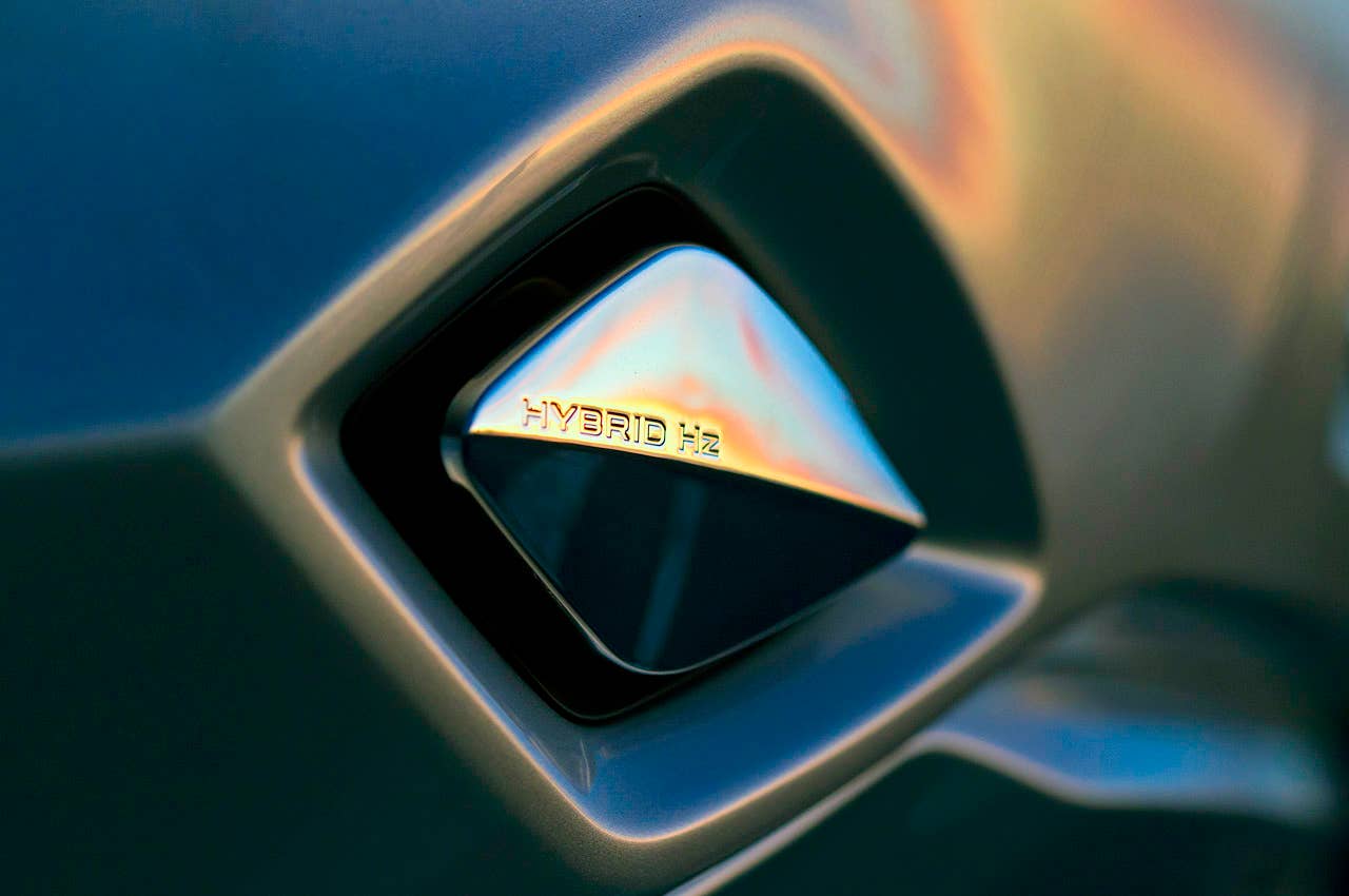 2012 Fisker Karma badge