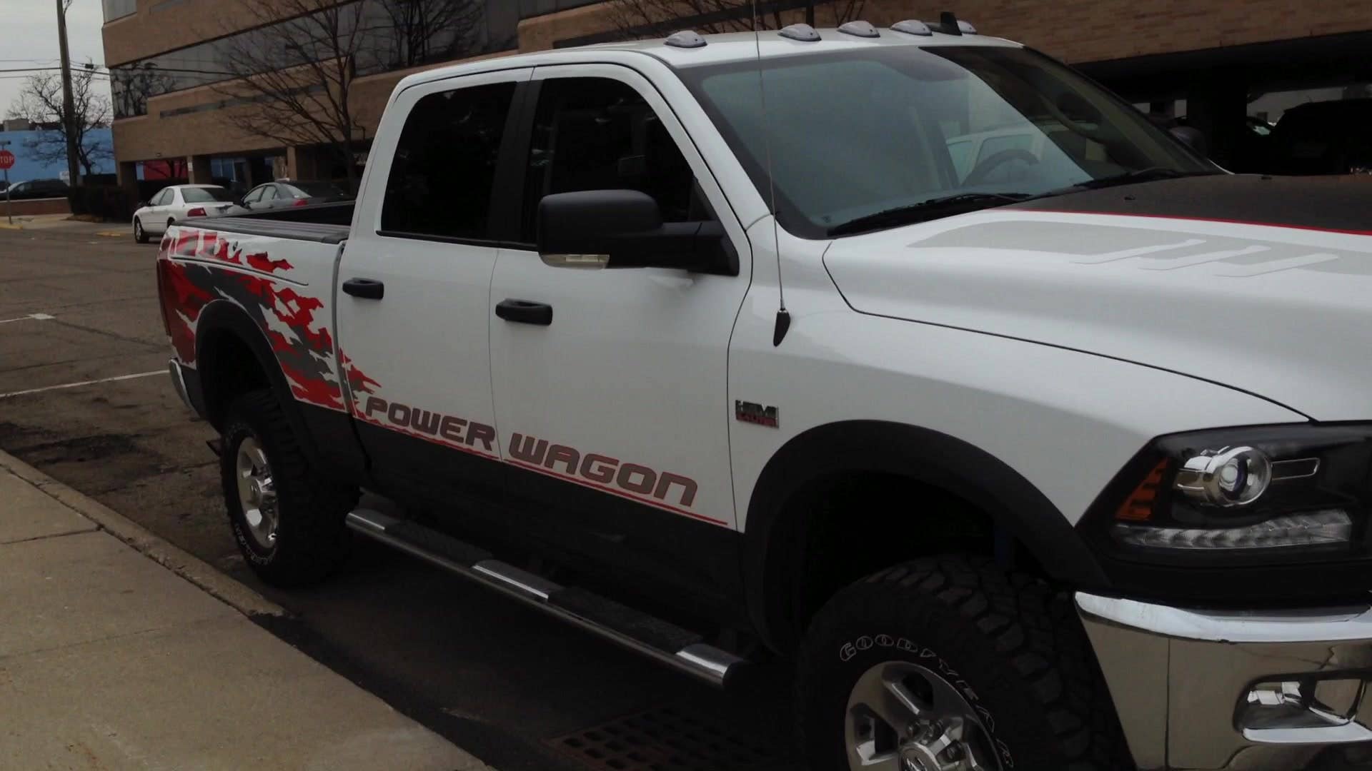 2015 Ram 2500 Power Wagon Exterior Walkaround | Autoblog Sort Cuts