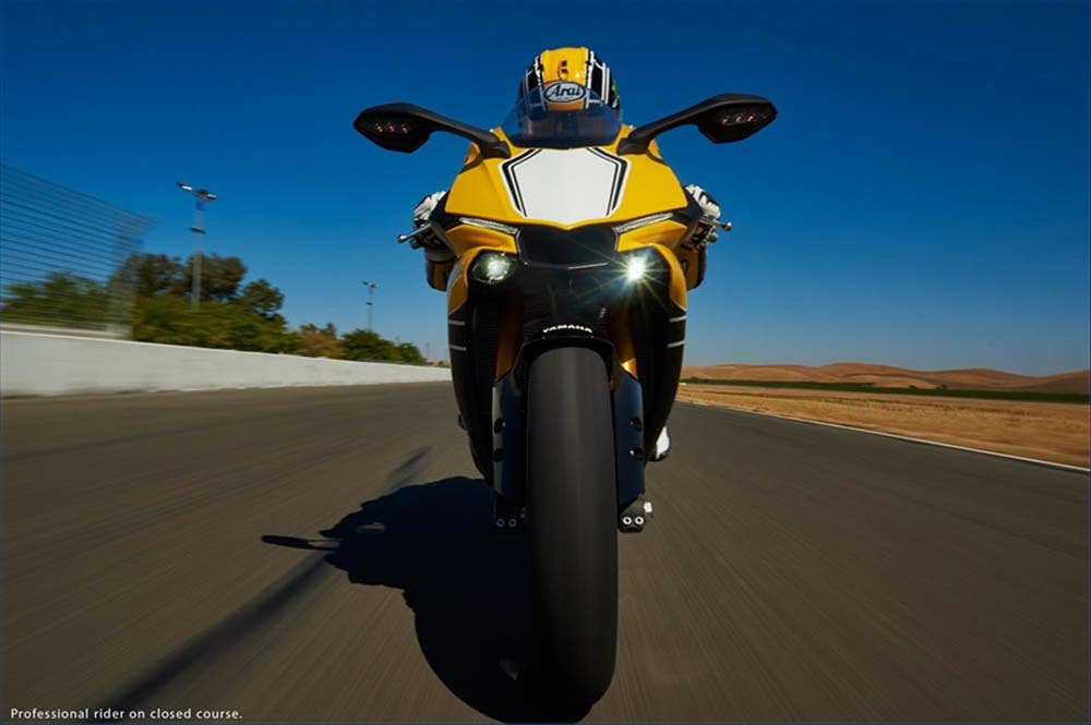 Yamaha YZF-R1 60th Anniversary Livery circuit front
