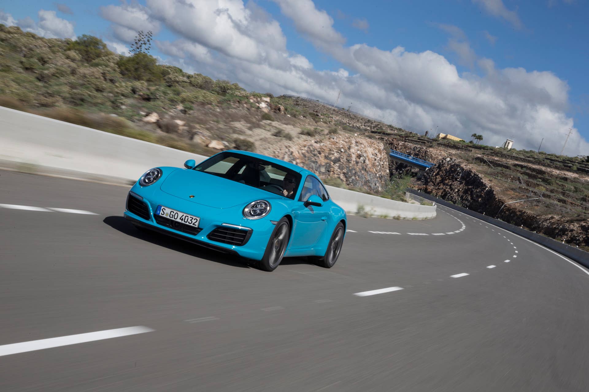 2017 Porsche 911 Carrera S in Tenerife