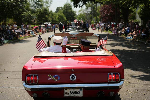 Fairfield, CT, Marks Memorial Day With Parade
