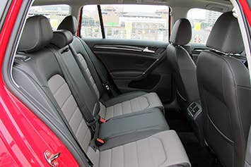 2015 Volkswagen Golf SportWagen