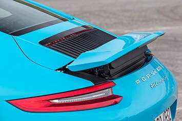 2017 Porsche 911 Carrera