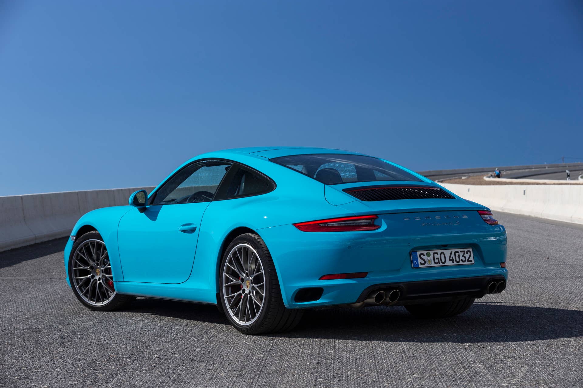 2017 Porsche 911 Carrera S rear 3/4