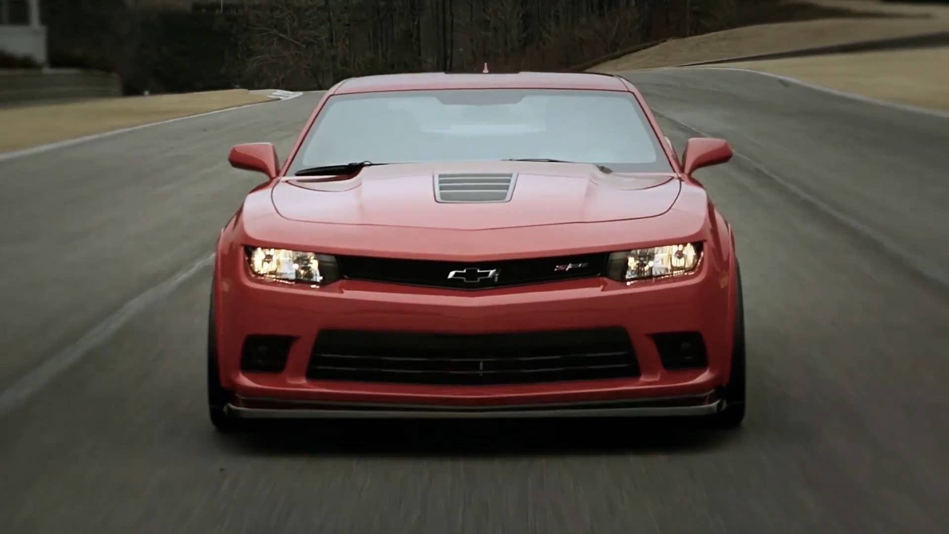 Autoblog West Coast Editor Michael Harley recently traveled to Barber Motorsports Park, in Alabama, to spend a few days with the all-new 2015 Chevrolet Camaro Z/28.