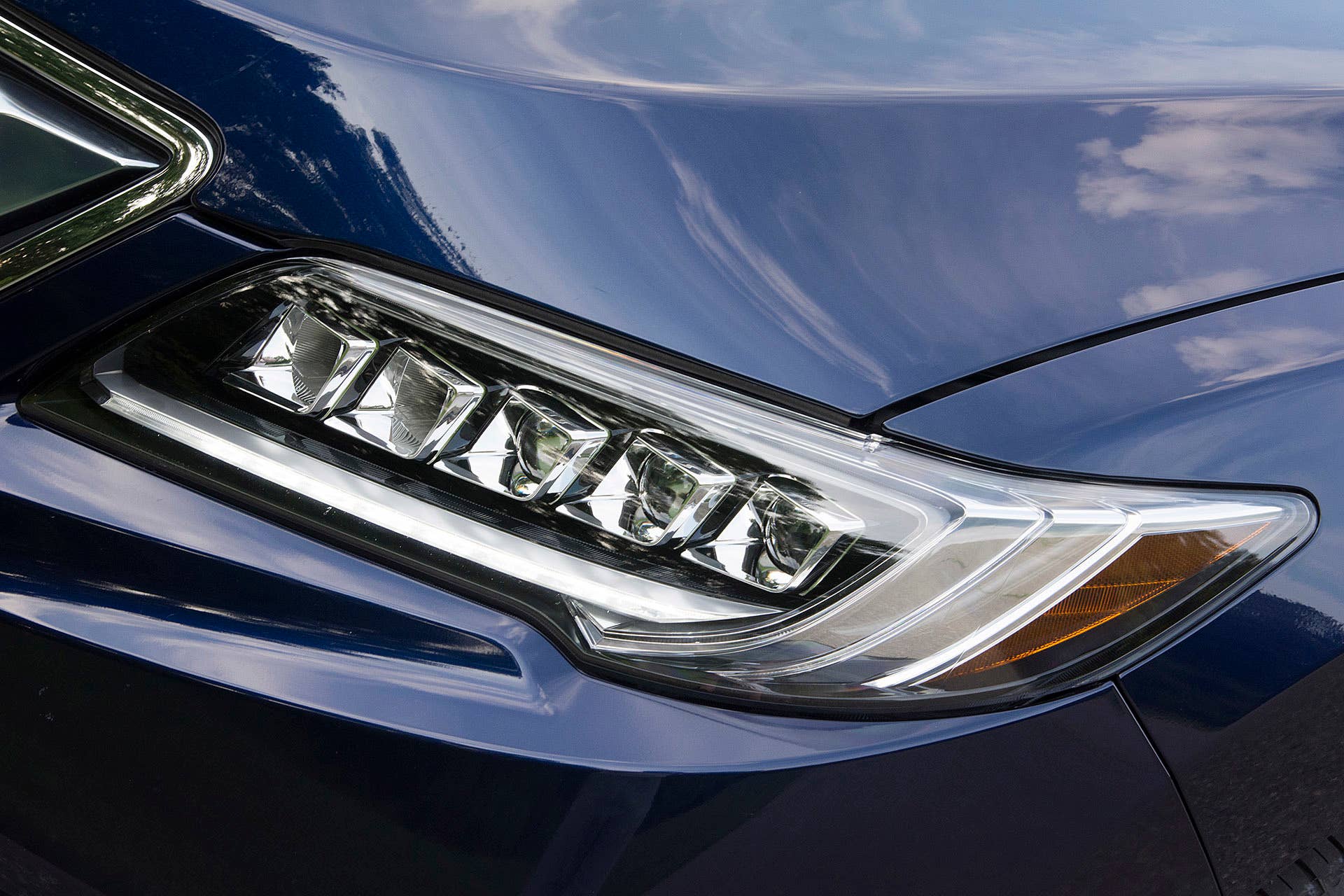 2016 Acura RDX headlight