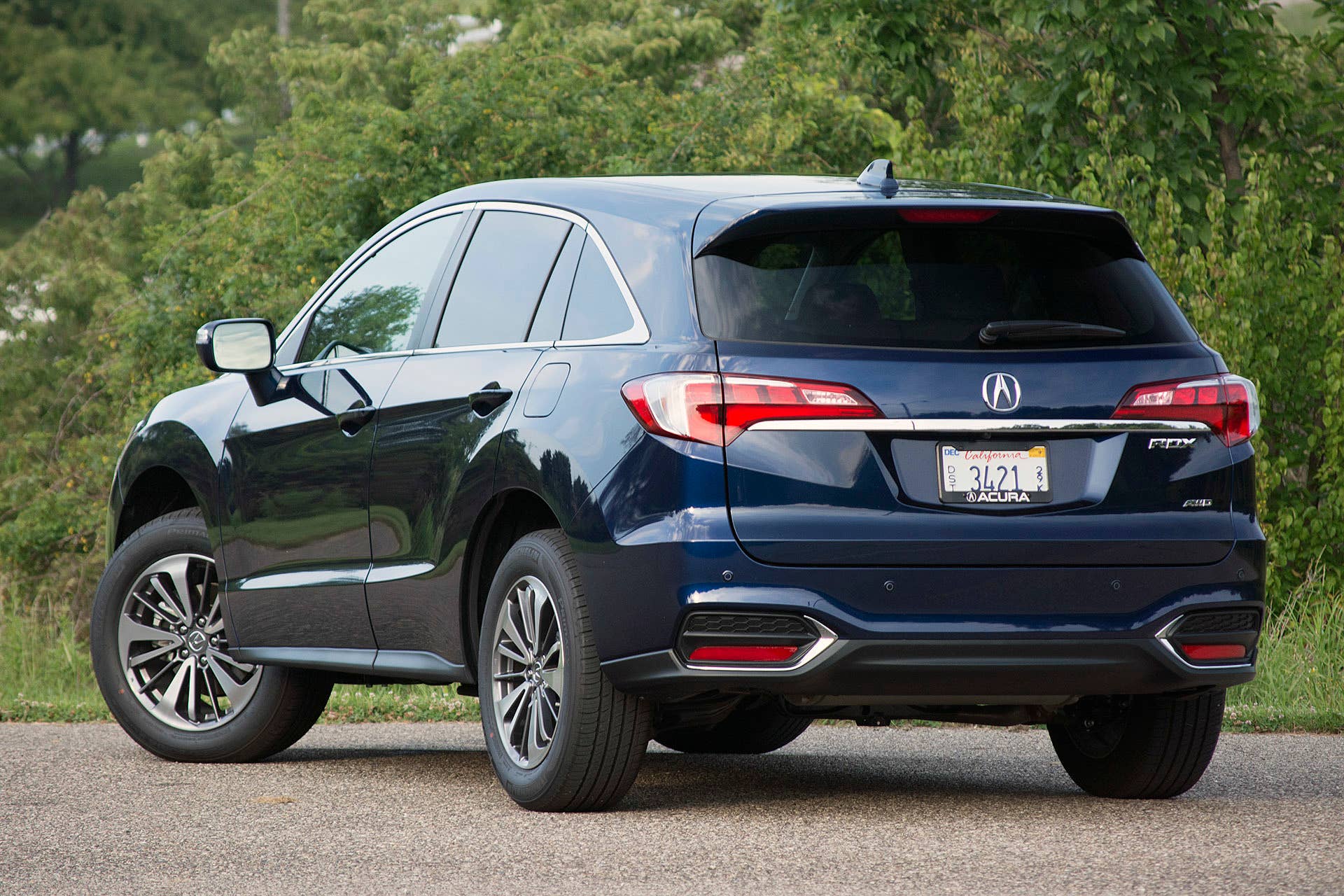 2016 Acura RDX rear 3/4 view