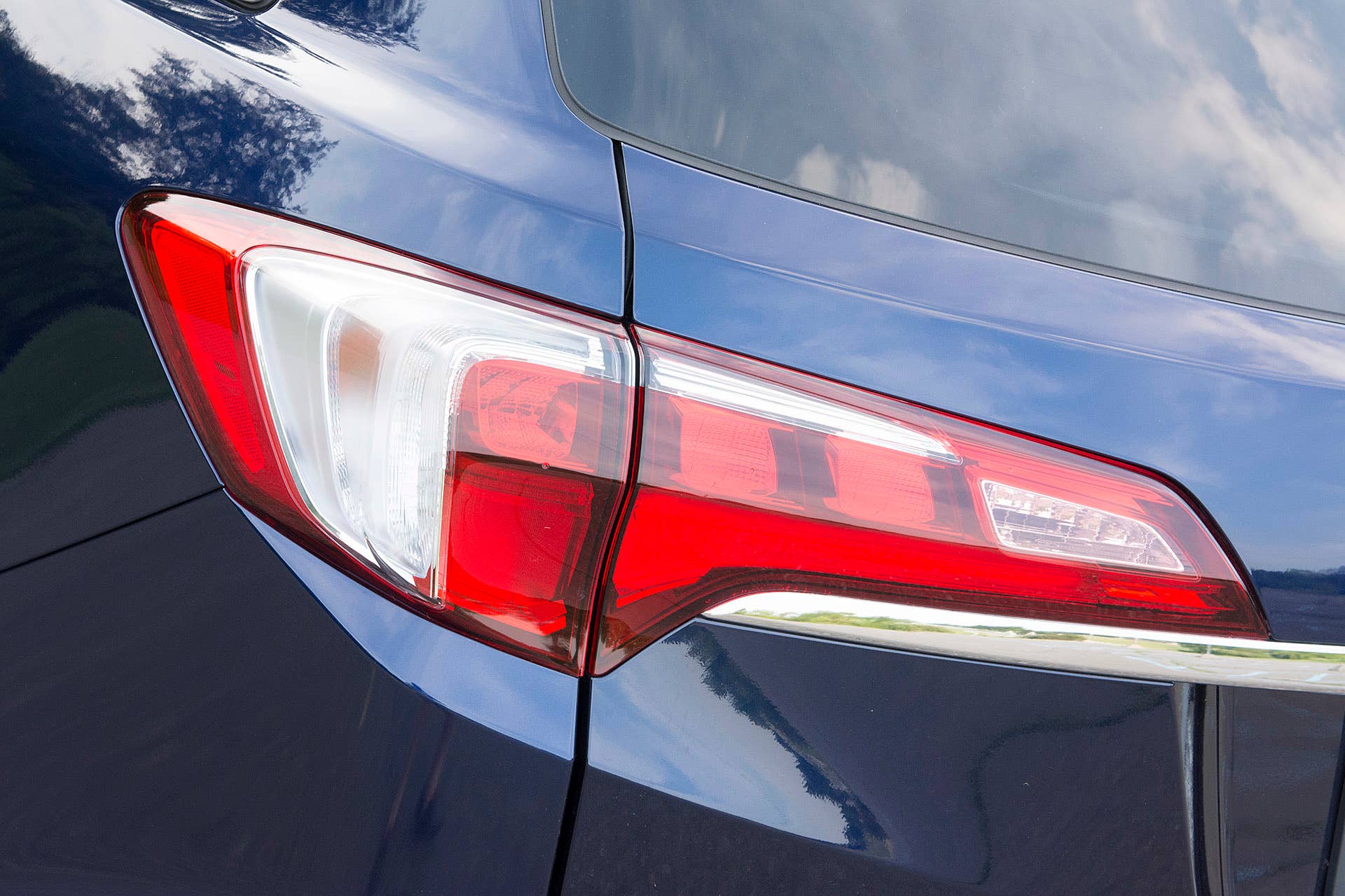 2016 Acura RDX taillight