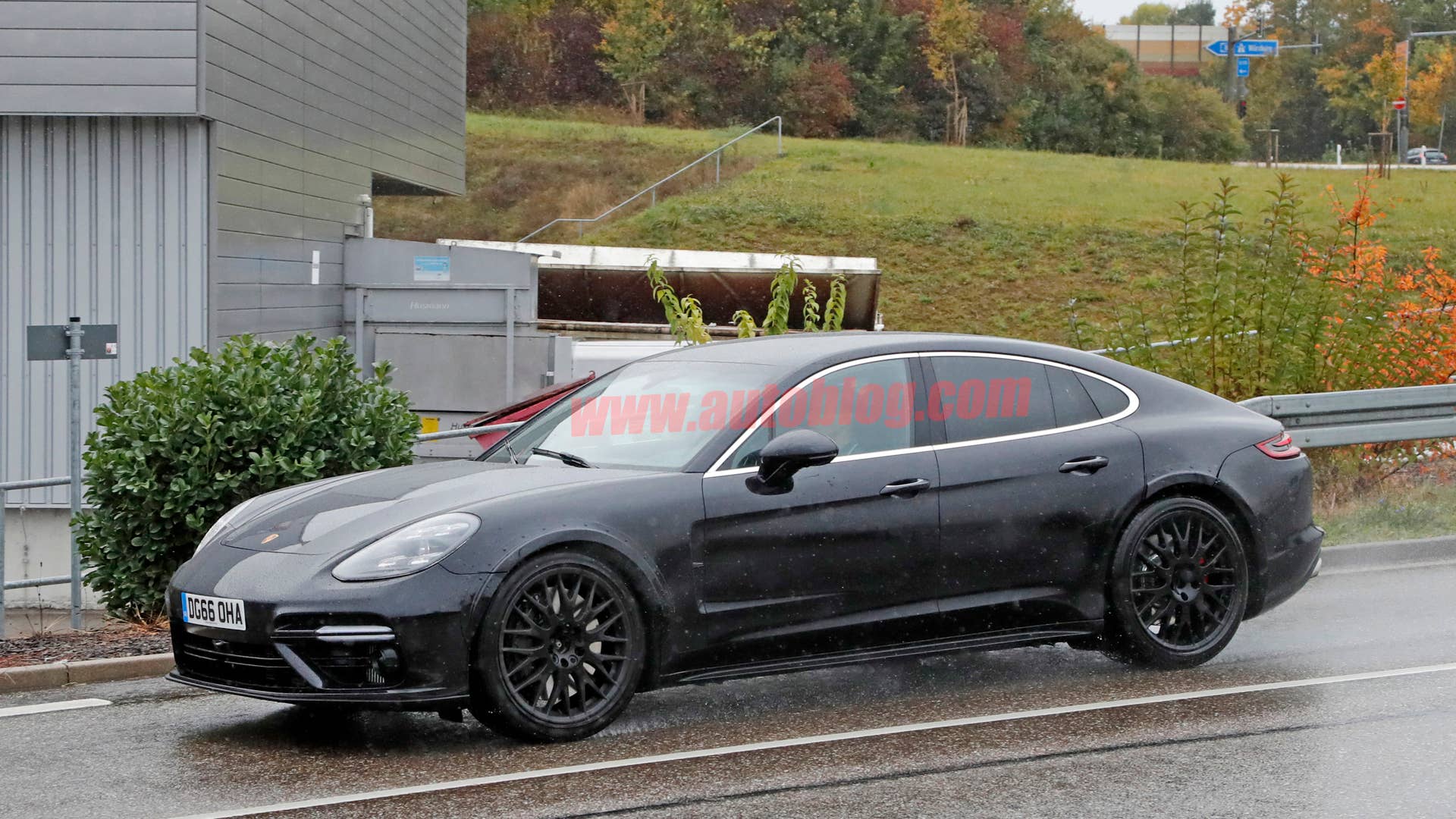 Bentley Flying Spur Spy Shots Side Exterior