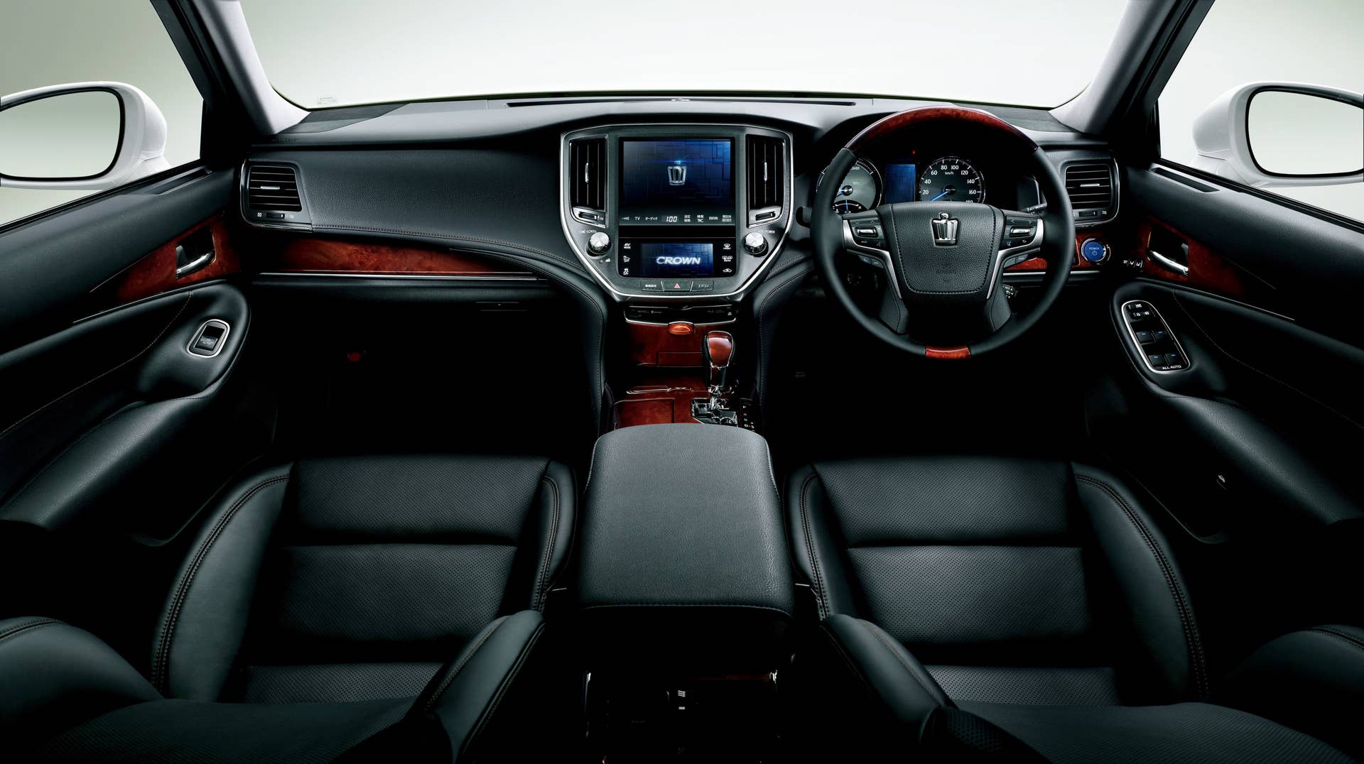 Toyota Crown interior