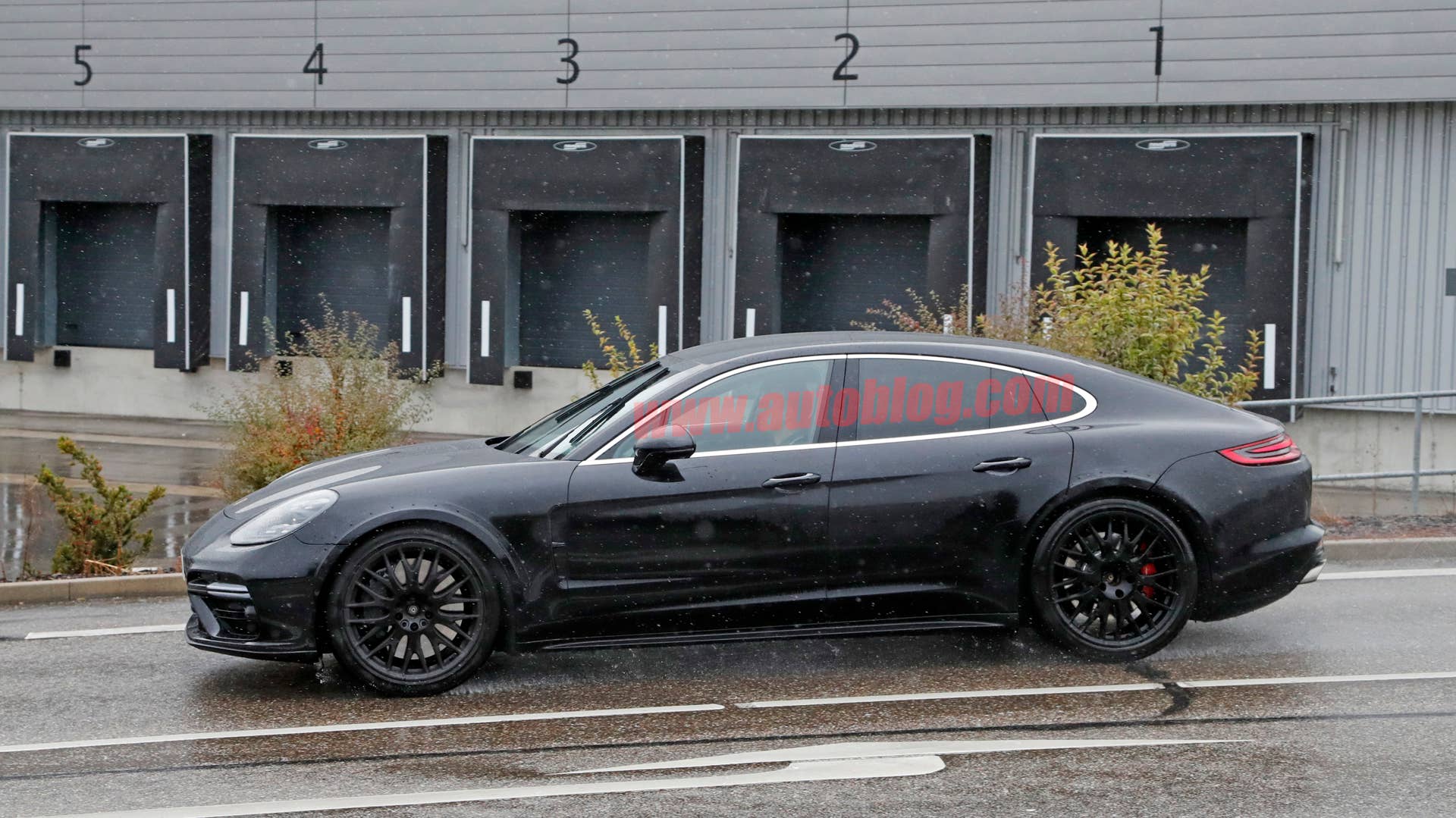 Bentley Flying Spur Spy Shots Side Exterior