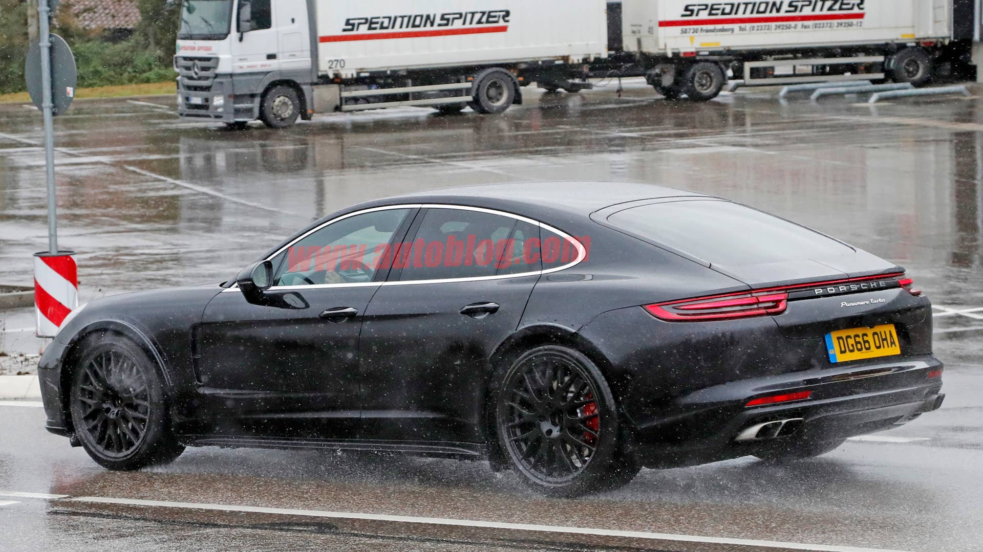 Bentley Flying Spur Spy Shots Rear End Exterior