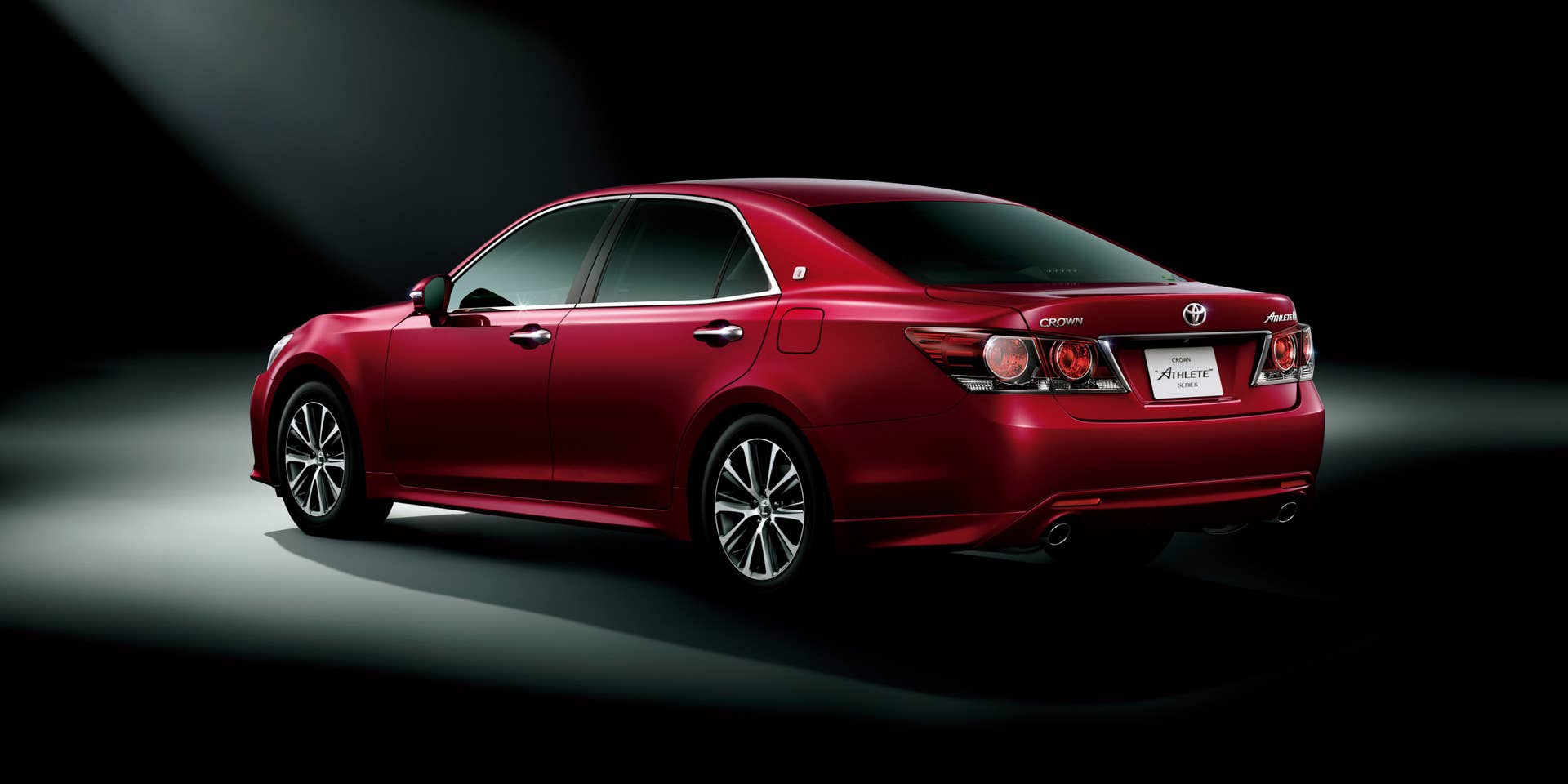Toyota Crown rear 3/4 red