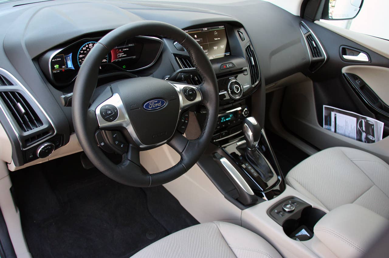 2012 Ford Focus Electric interior