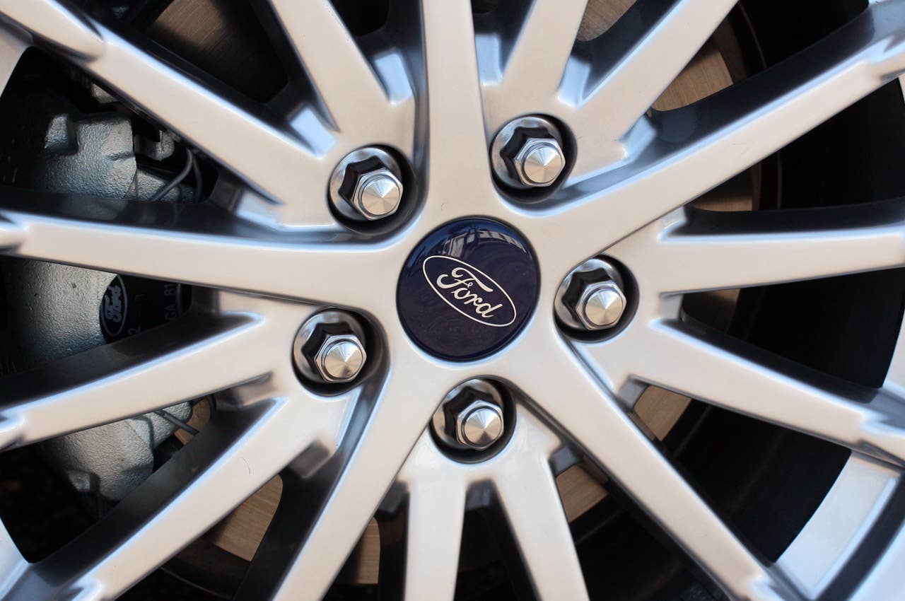 2012 Ford Focus Electric wheel detail