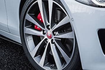 2017 Jaguar XE