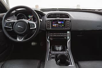 2017 Jaguar XE