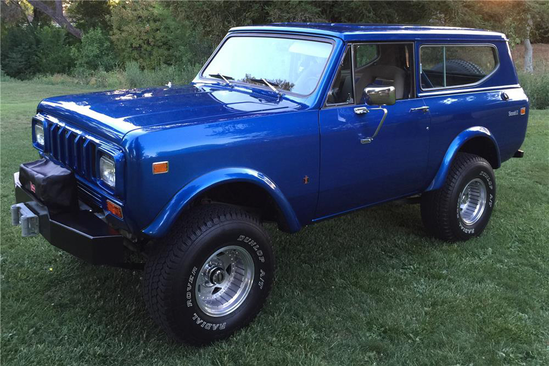barrett-jackson international scout suv off road