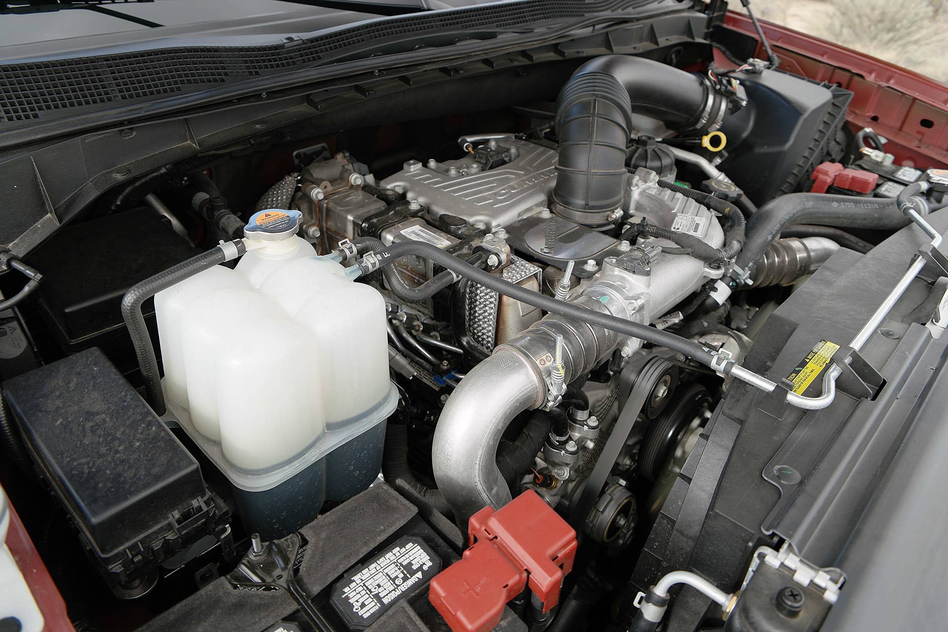 2016 Nissan Titan engine
