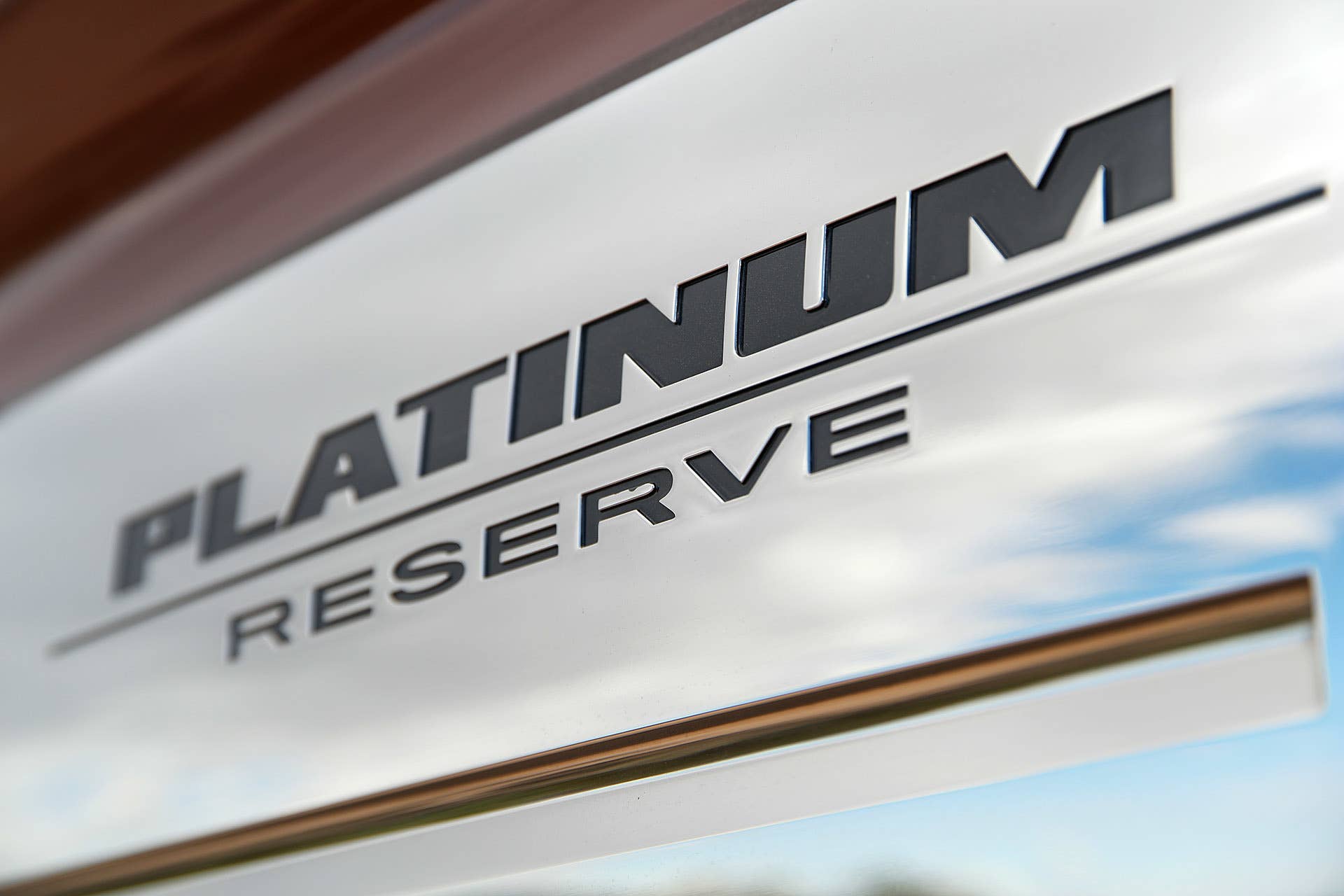 2016 Nissan Titan badge