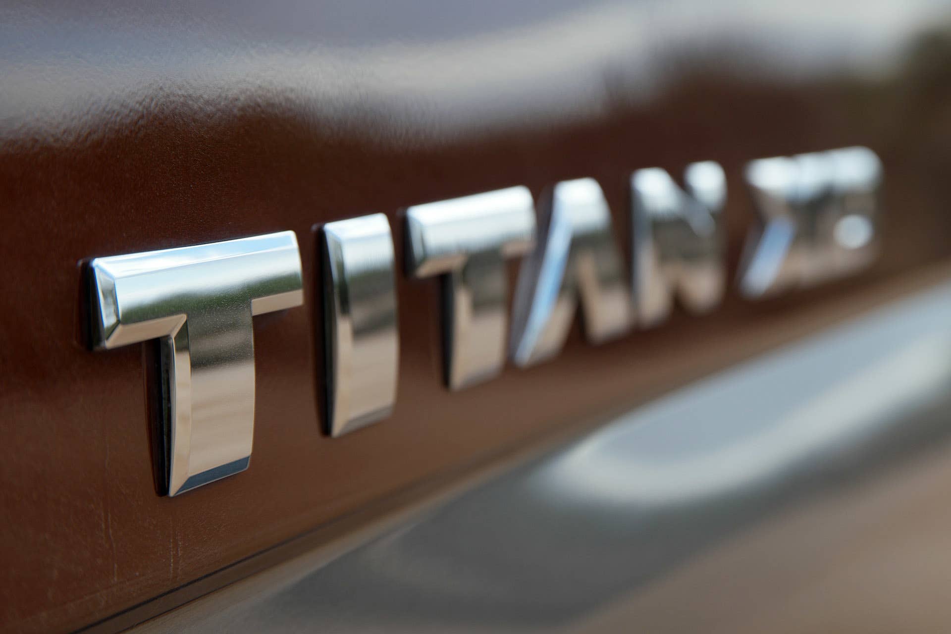 2016 Nissan Titan badge