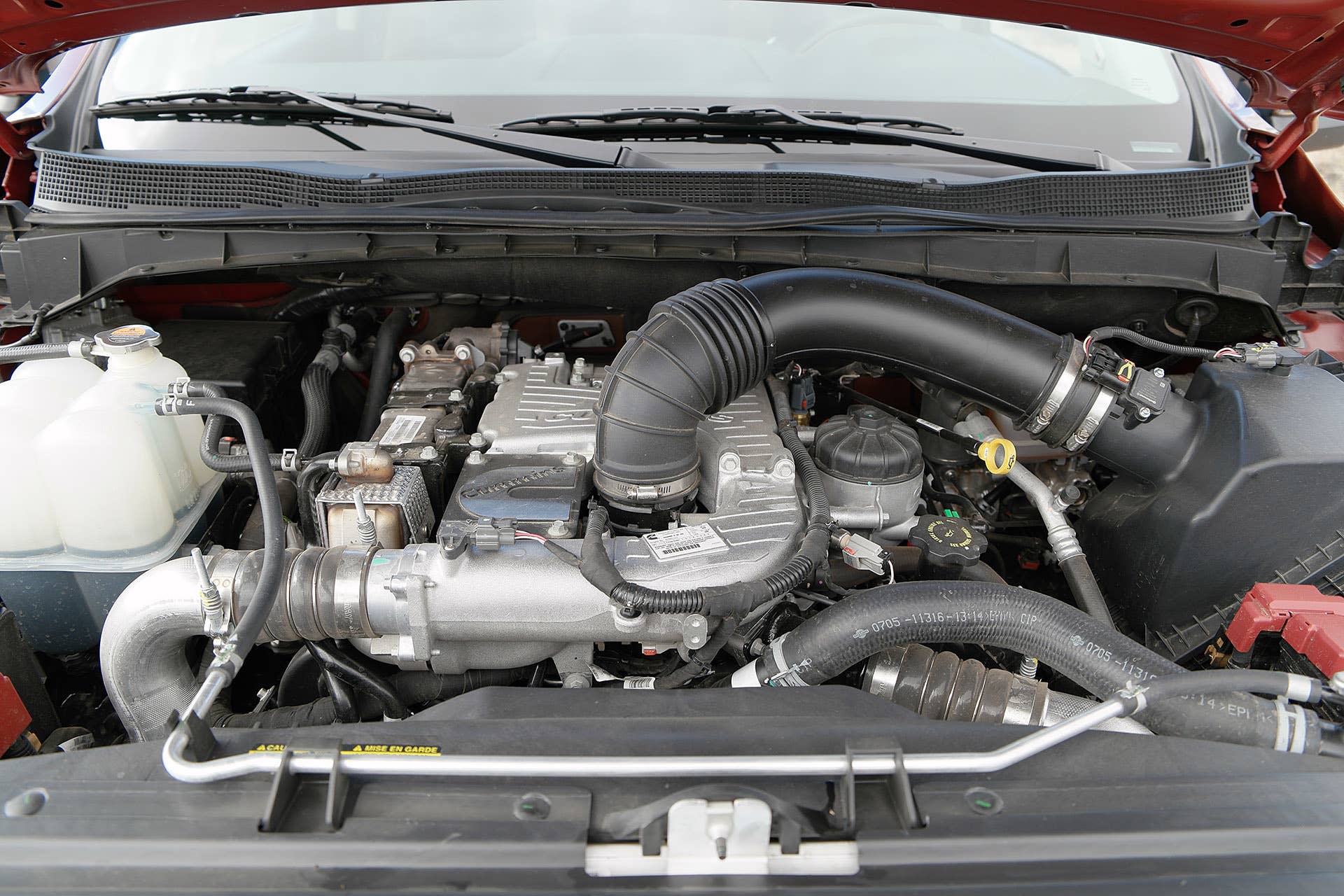 2016 Nissan Titan engine