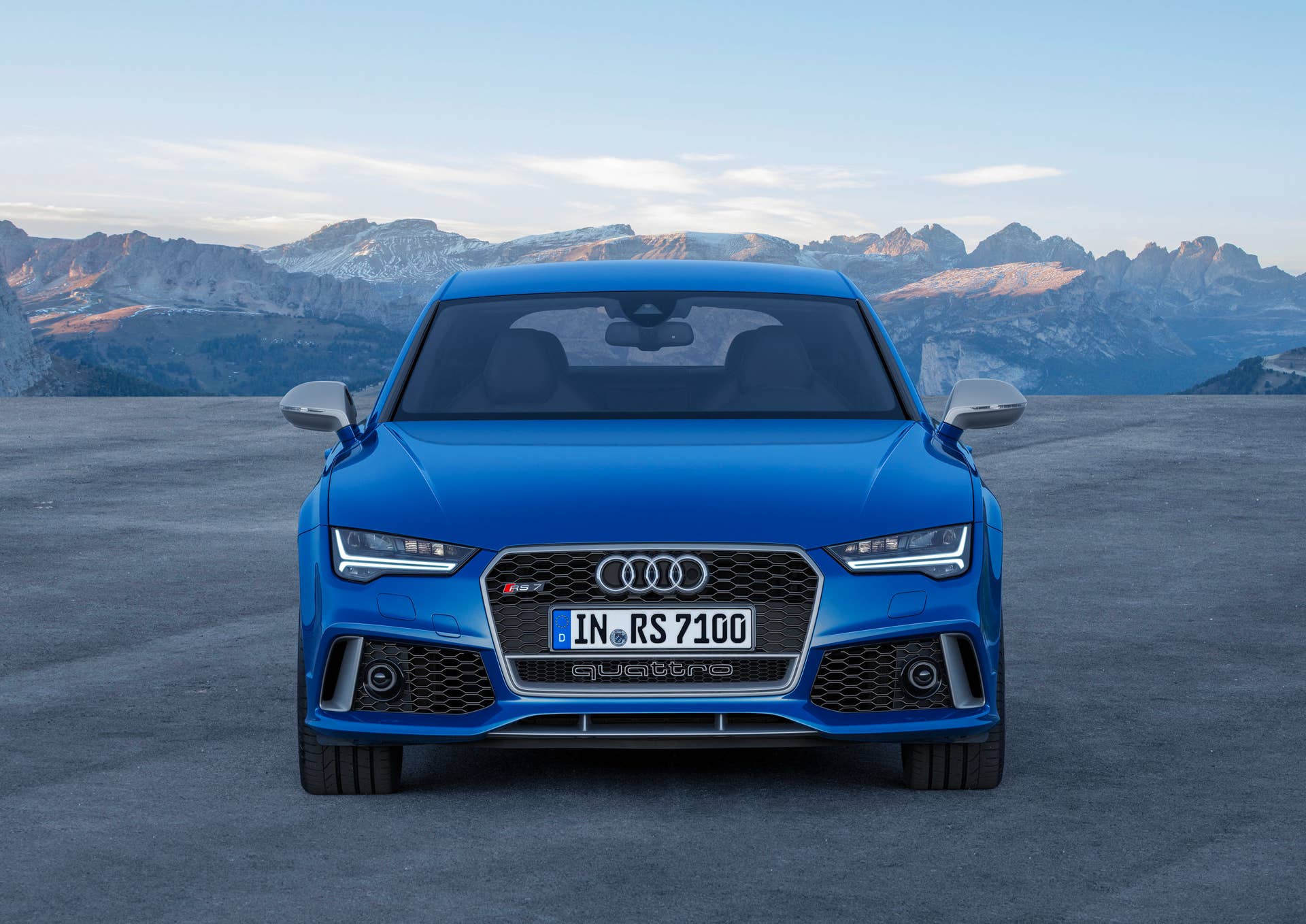 blue audi rs7 sportback performance front