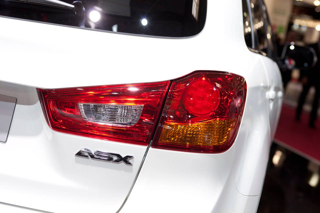 Mitsubishi ASX: Paris 2012 headlamp