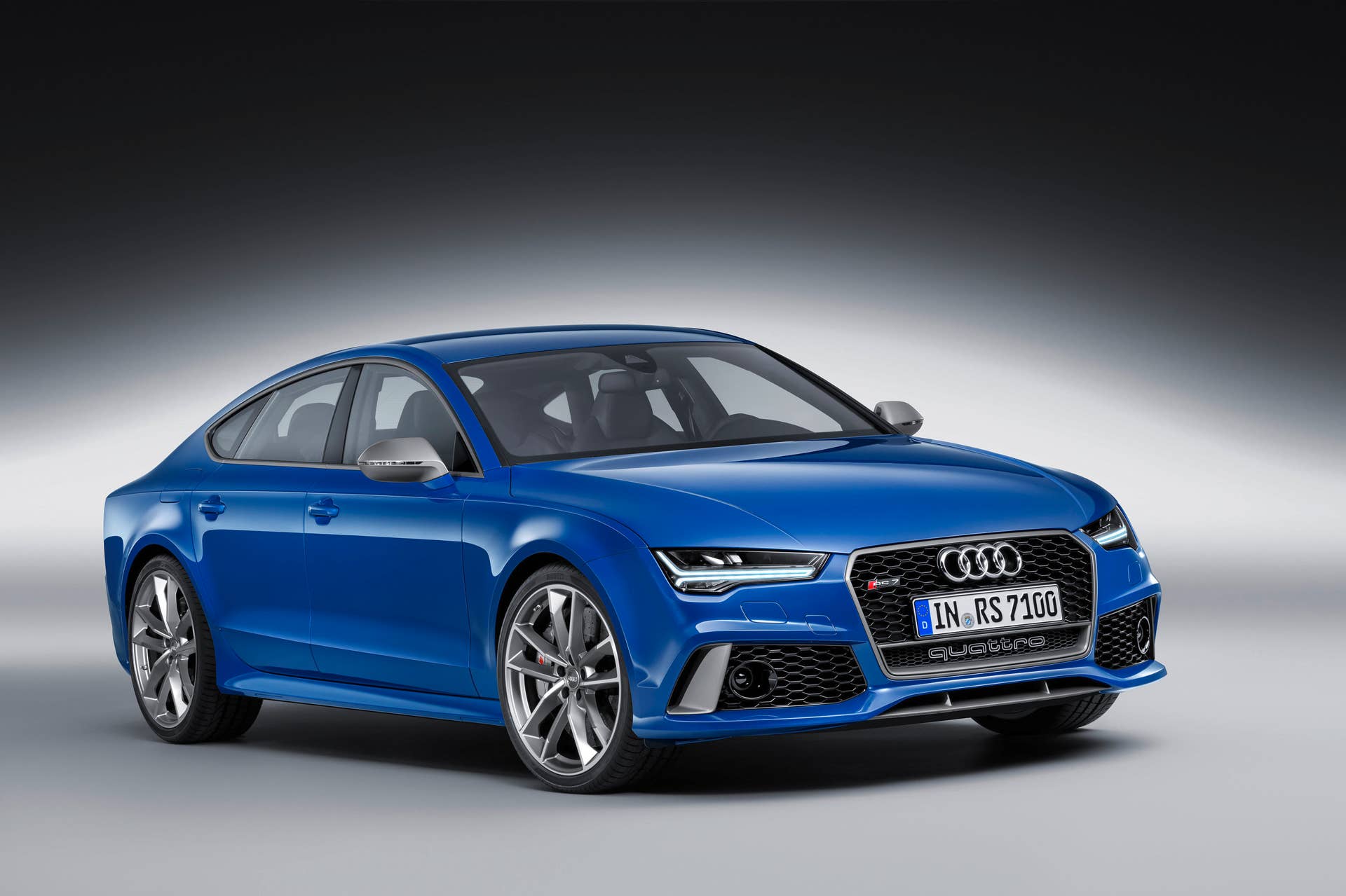 blue audi rs7 sportback performance in studio