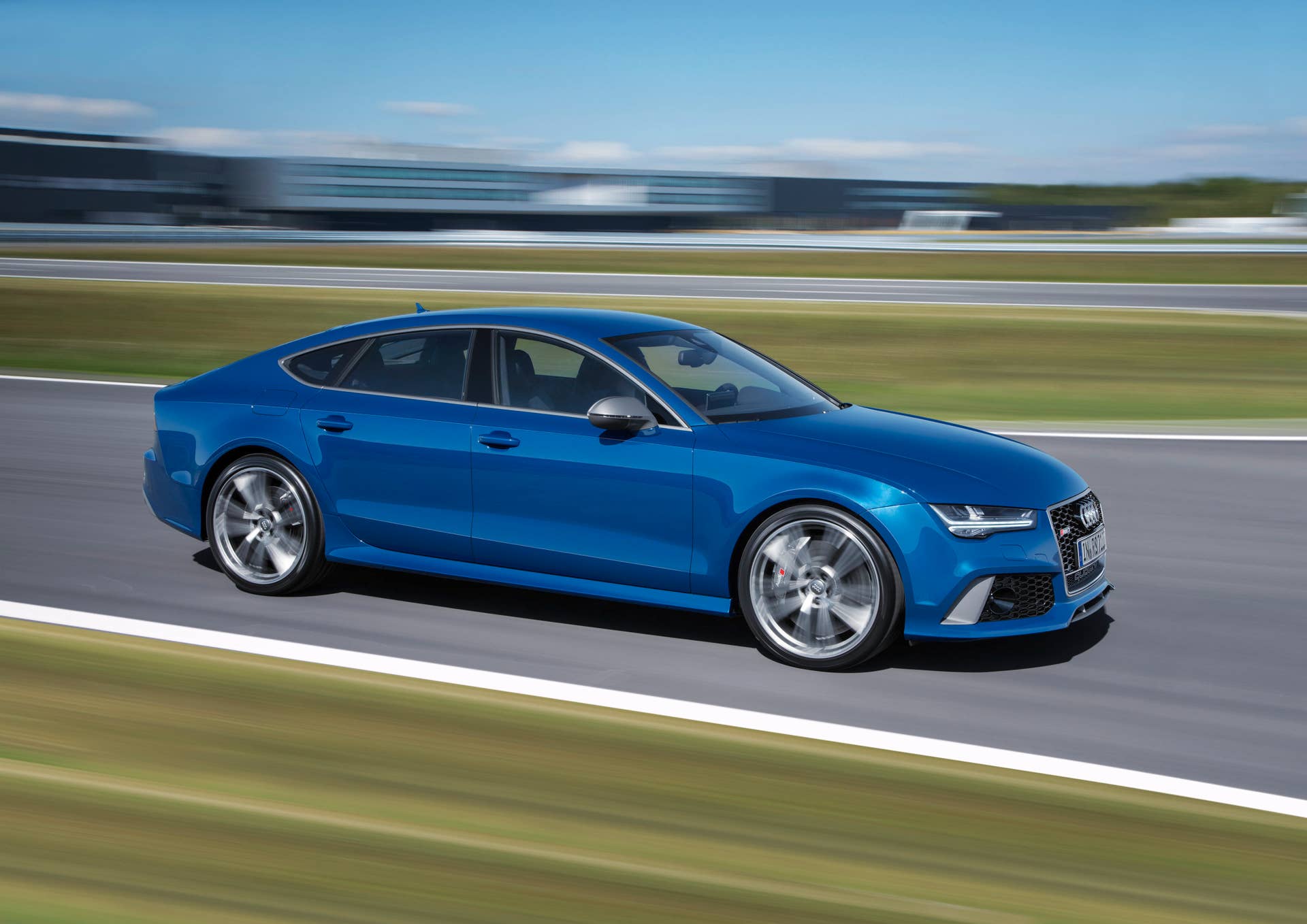 blue audi rs7 sportback performance on track