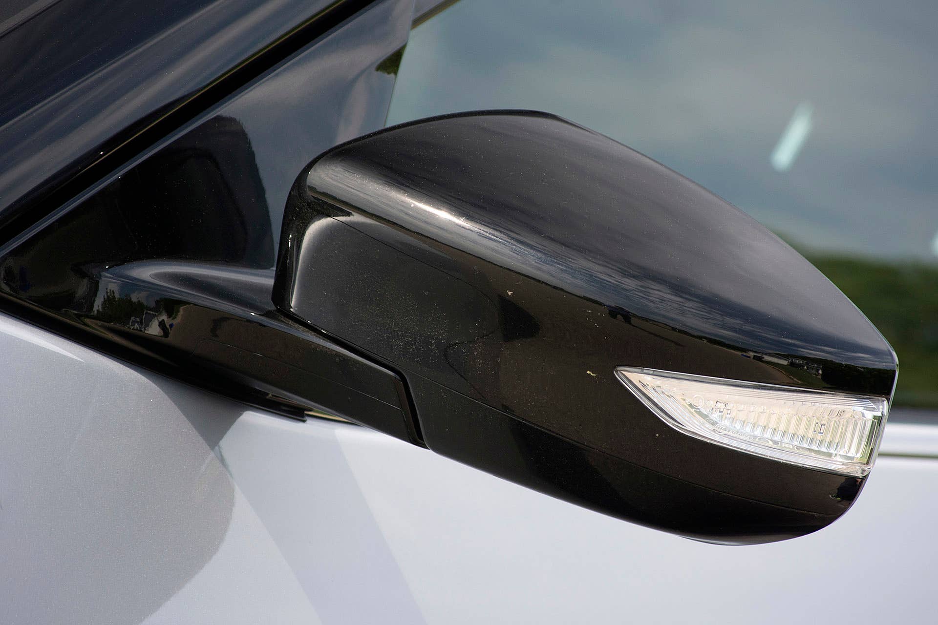 2016 Nissan Maxima side mirror
