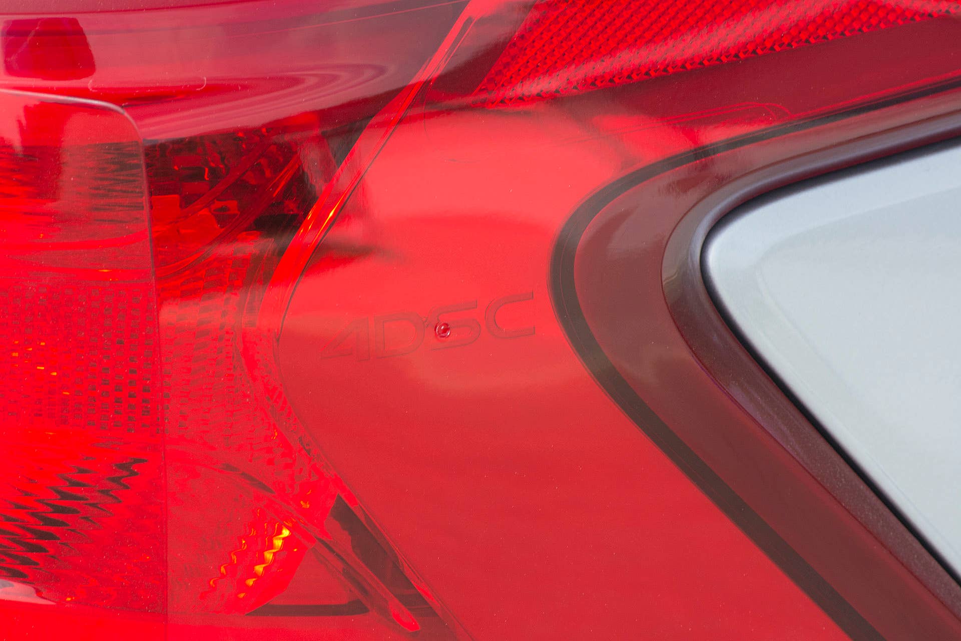 2016 Nissan Maxima taillight detail