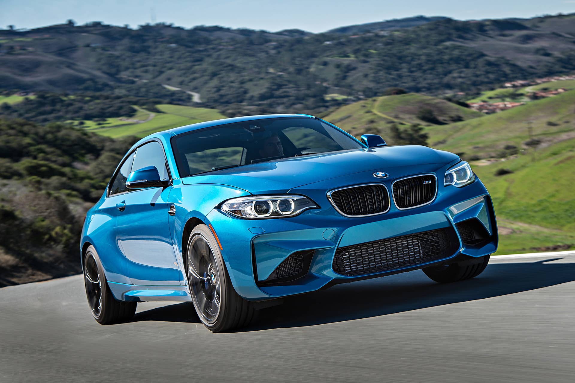2016 BMW M2 driving