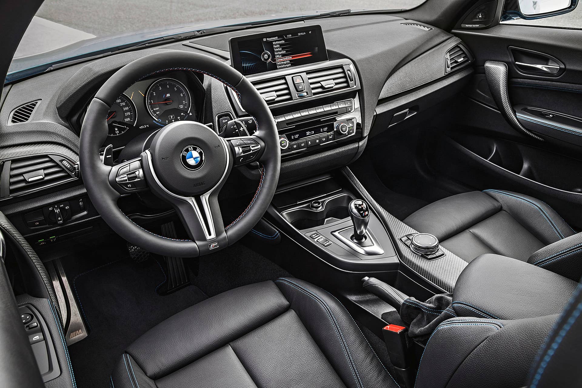 2016 BMW M2 interior