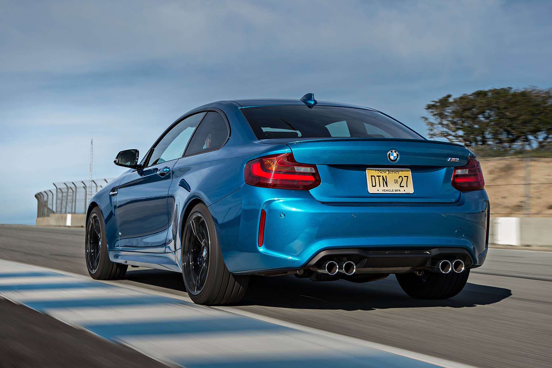 2016 BMW M2 on track