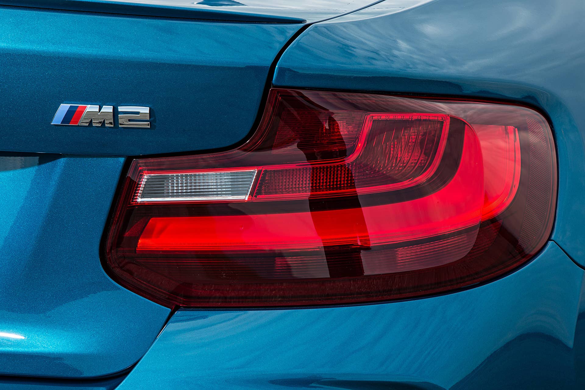 2016 BMW M2 taillight