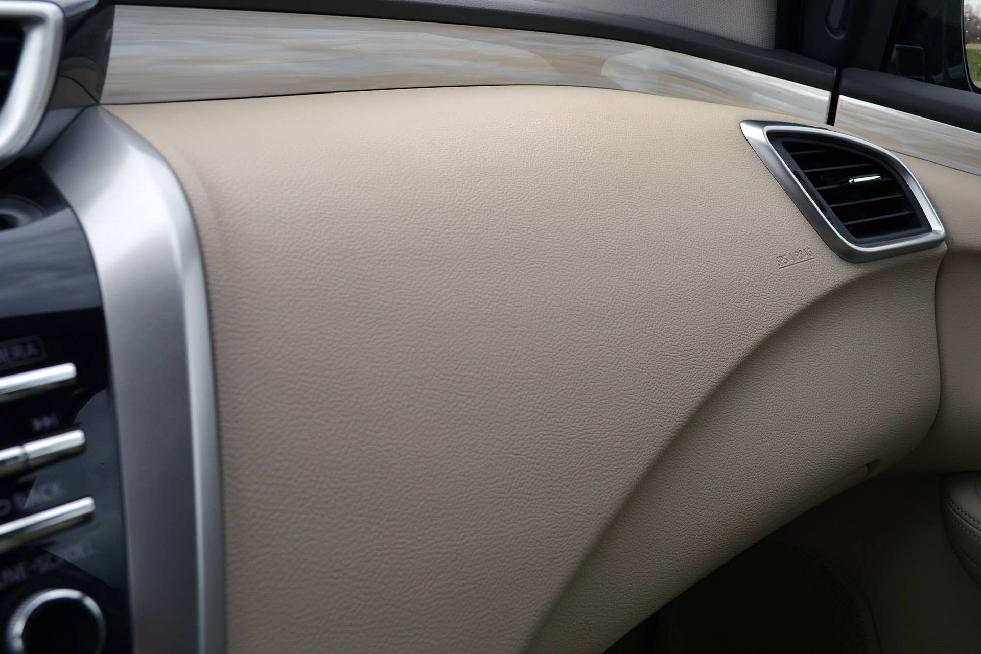 2015 Nissan Murano dash