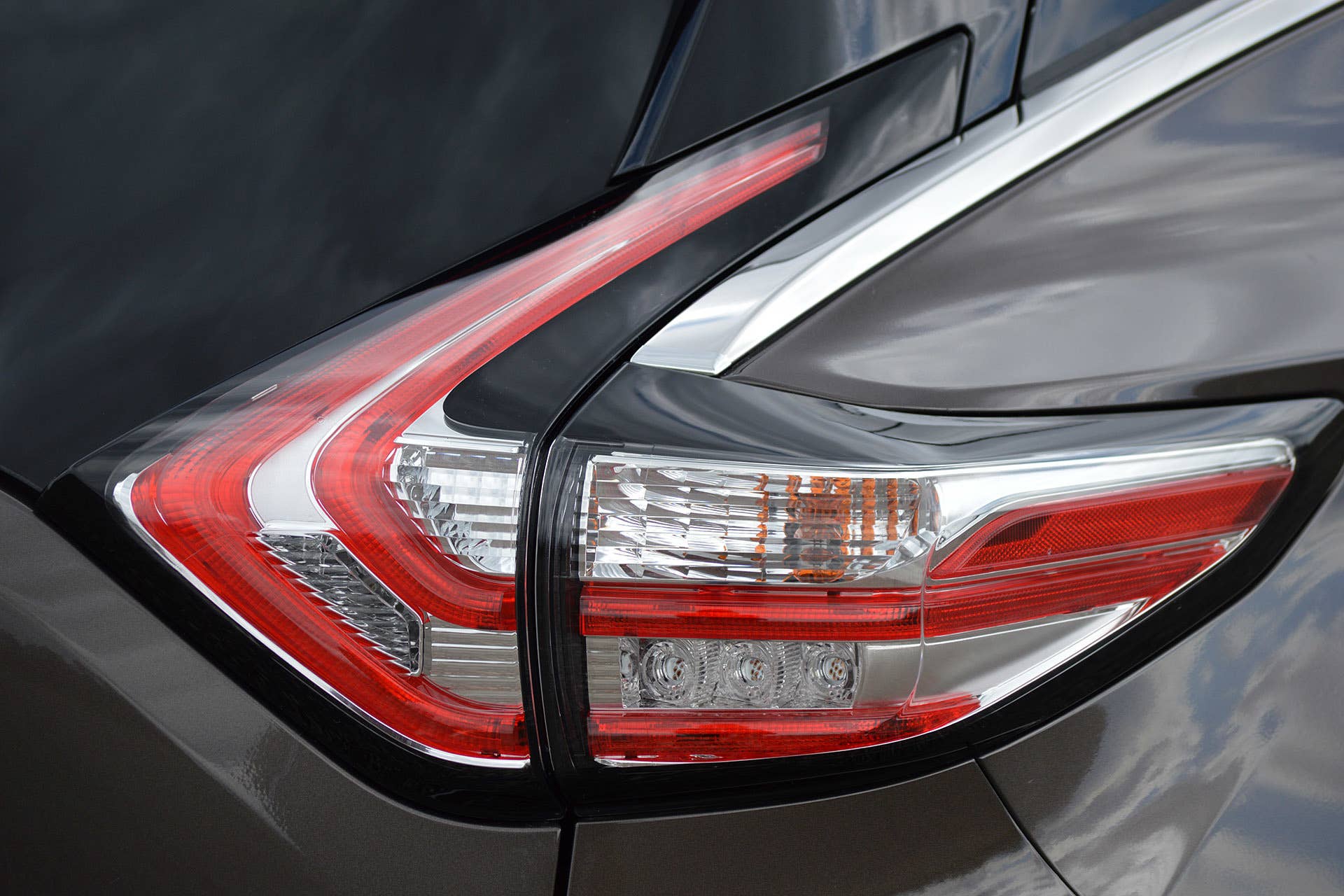 2015 Nissan Murano taillights