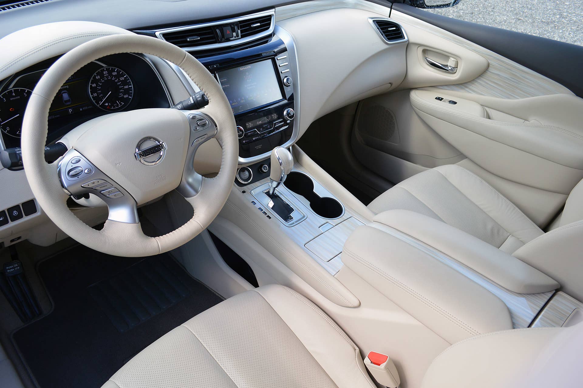 2015 Nissan Murano interior
