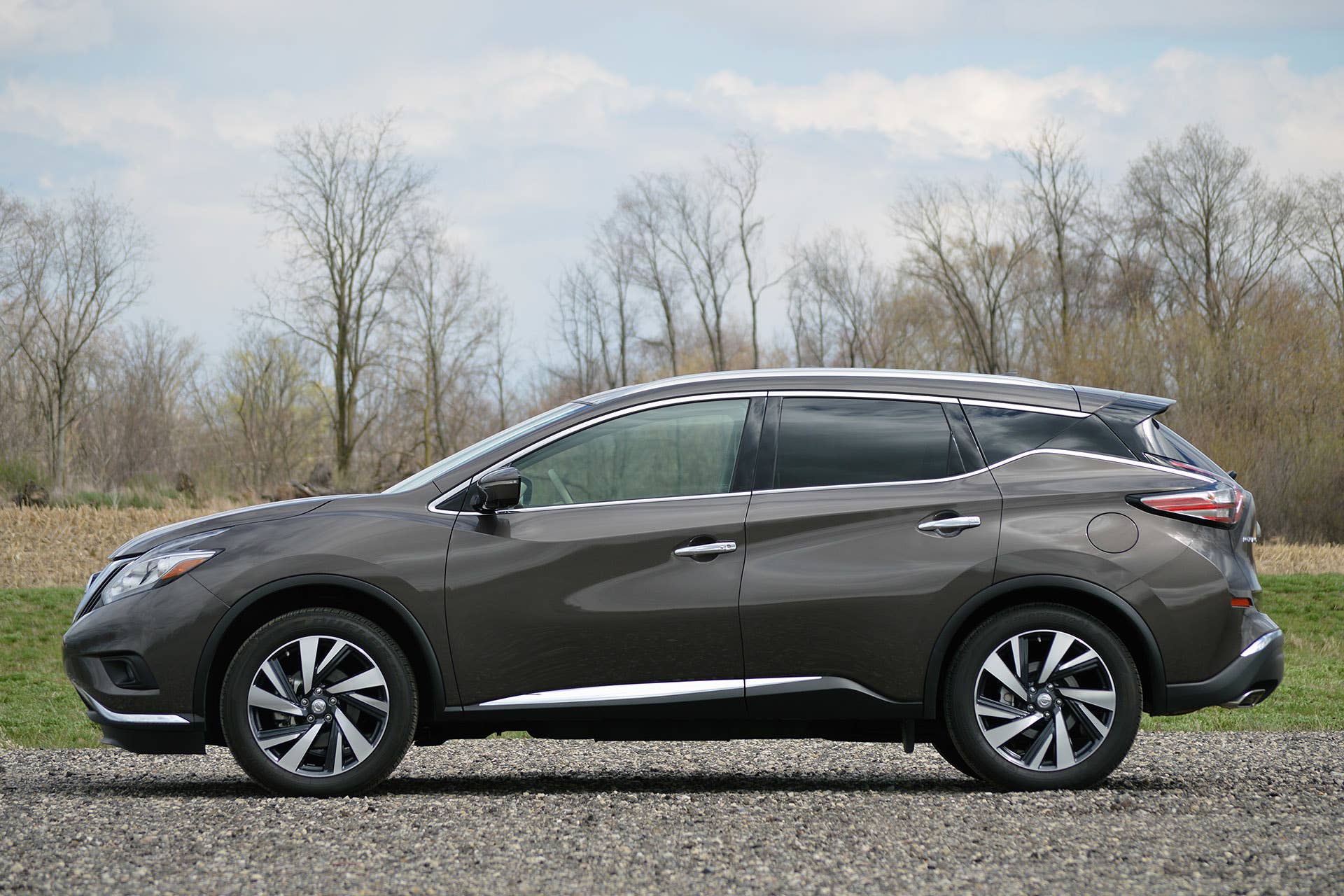 2015 Nissan Murano side view