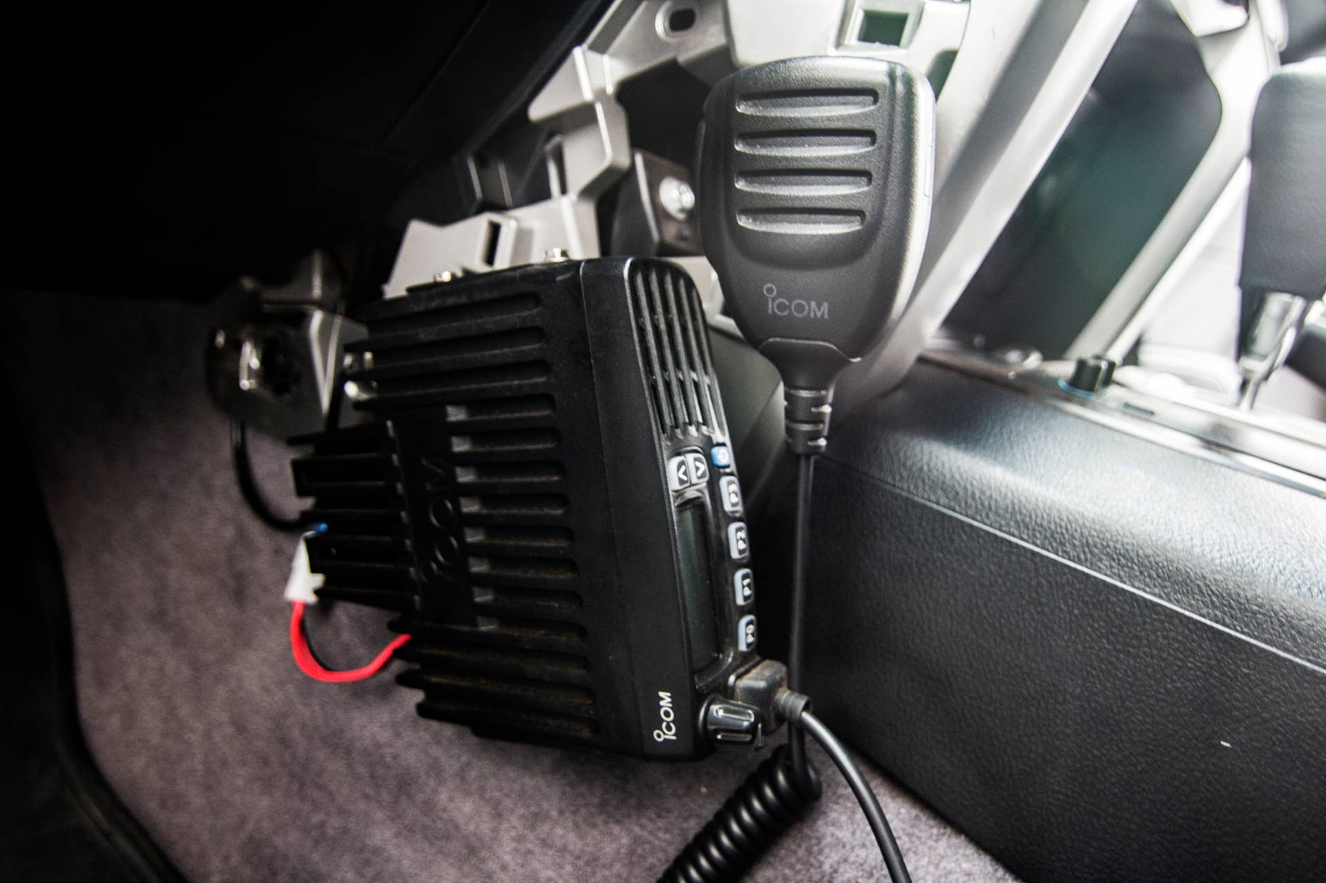 Toyota LC 200 Ever-Better Expedition icom cb radio
