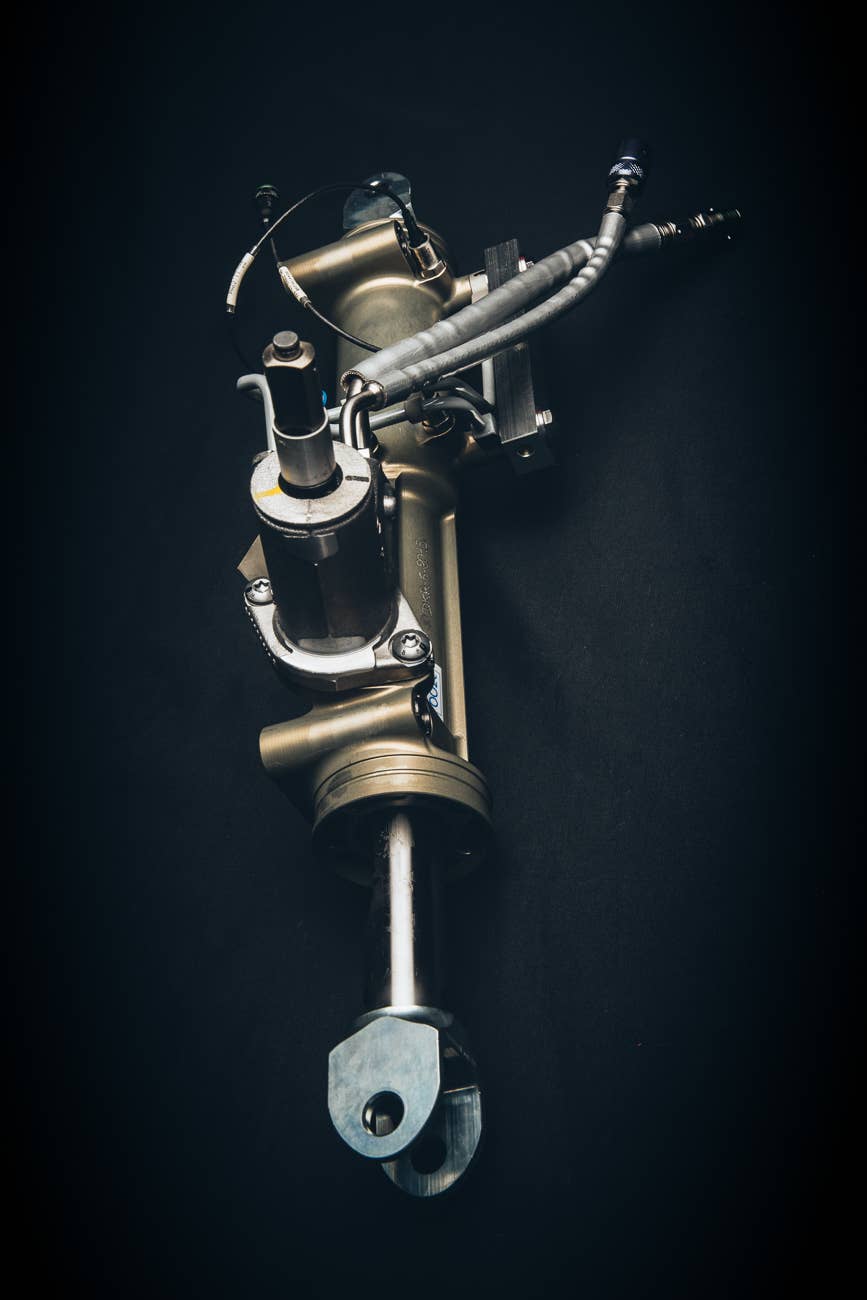 The Peugeot 2008 DKR for the 2016 Dakar Rally, close-up of shocks.