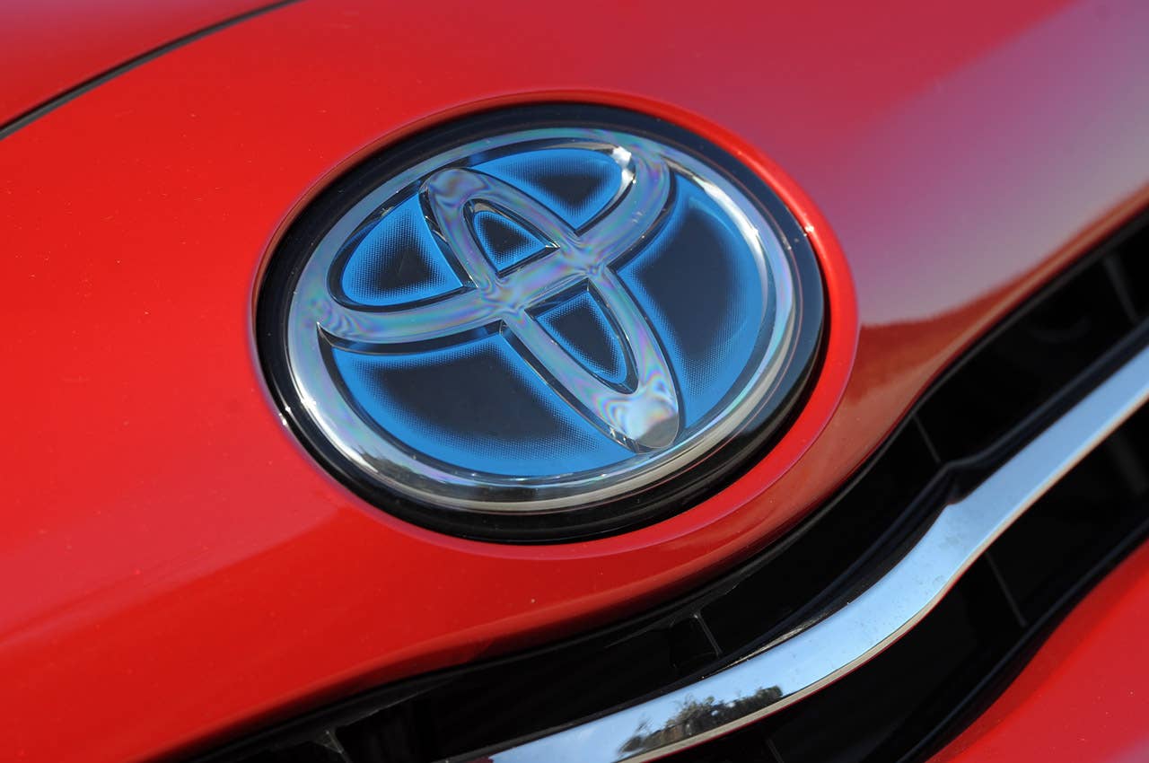 2012 Toyota Prius V logo