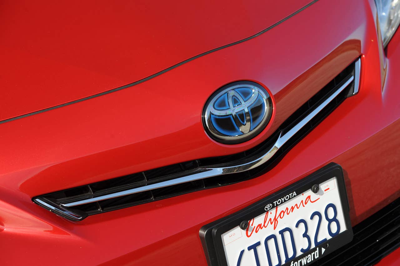 2012 Toyota Prius V grille