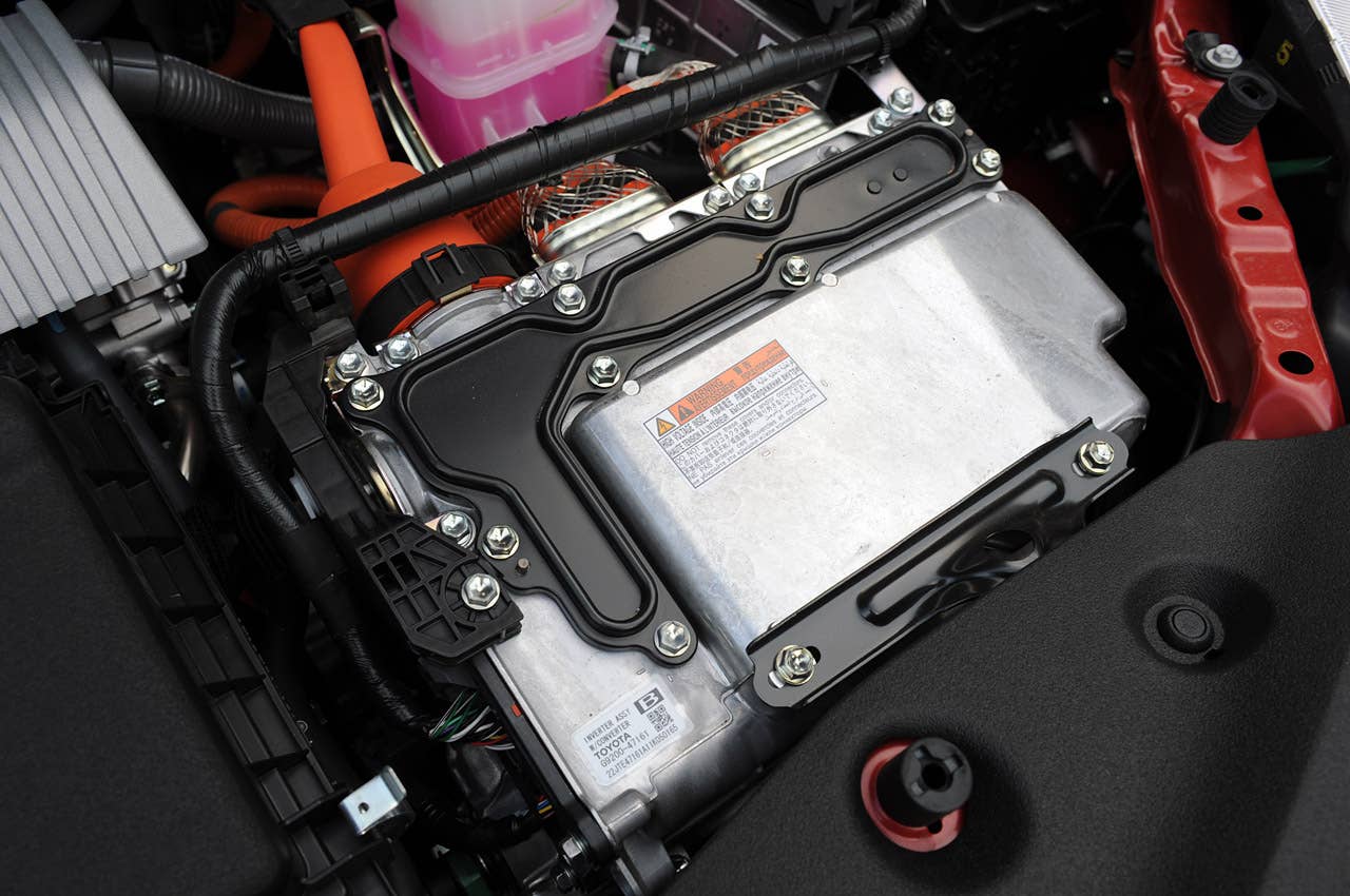 2012 Toyota Prius V engine detail