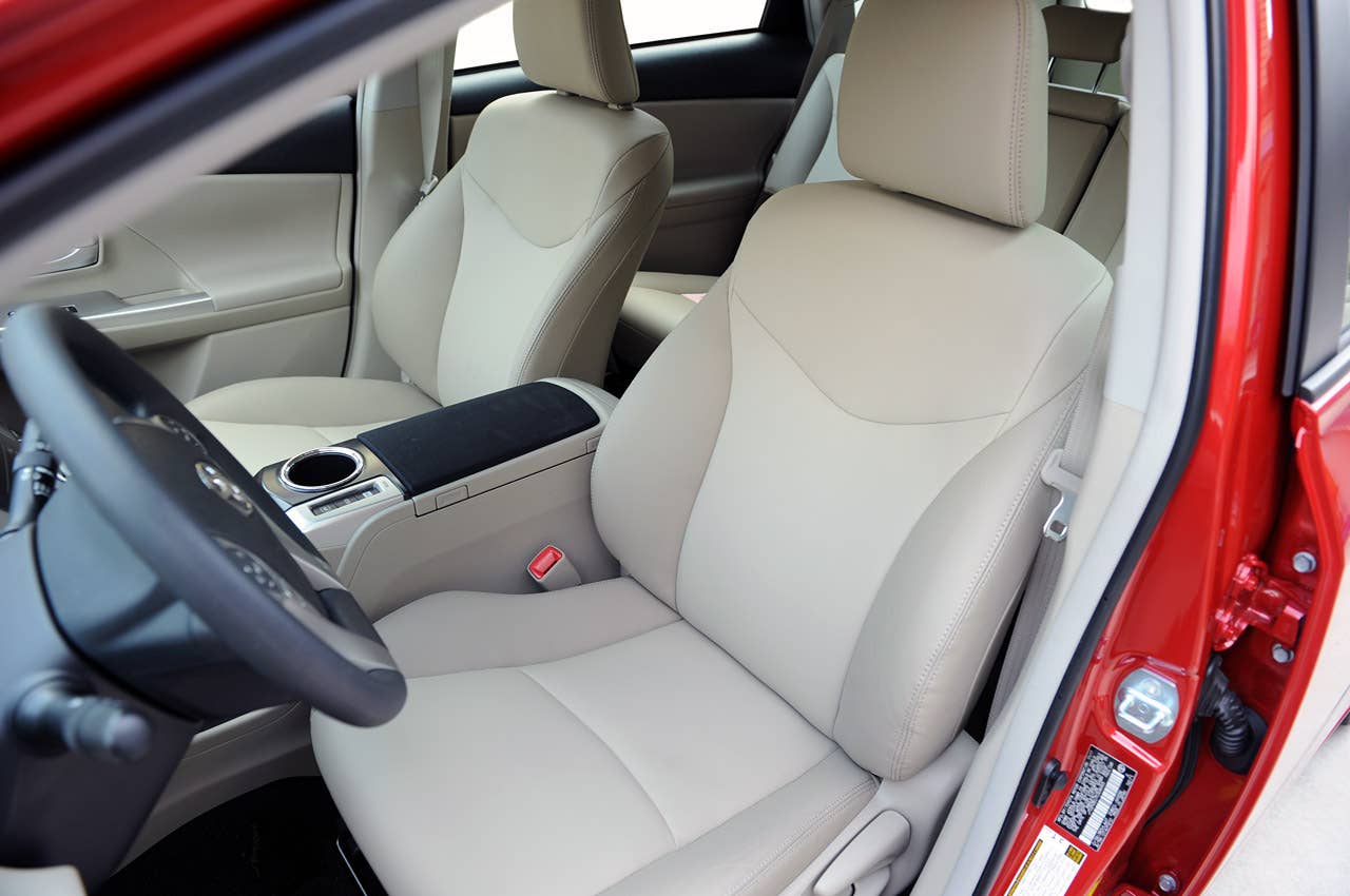 2012 Toyota Prius V front seats