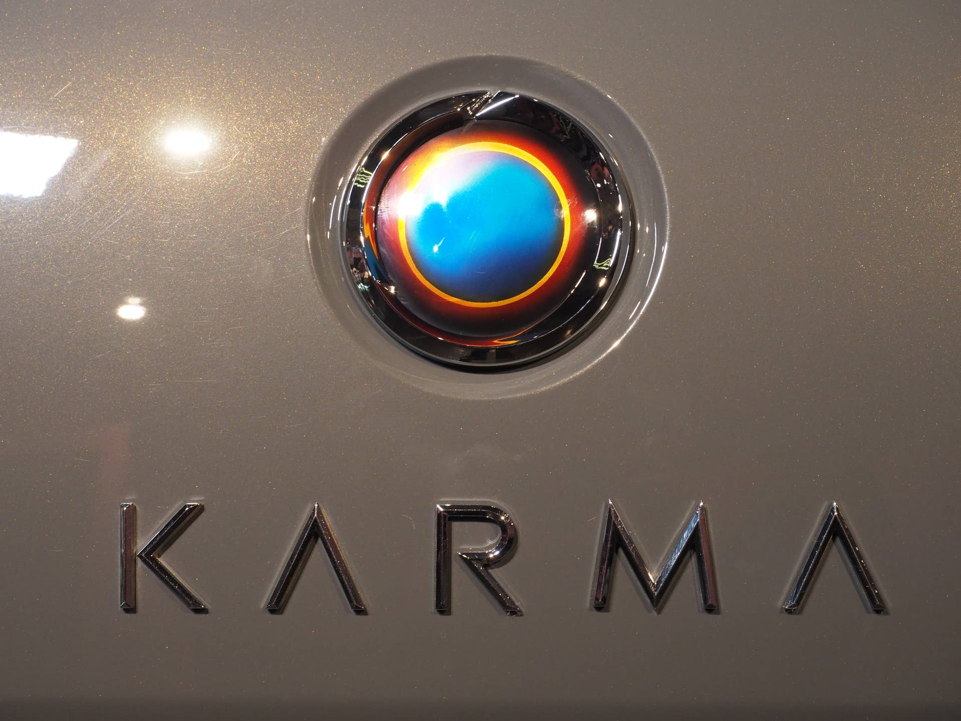 2017 Karma Revero rear logo