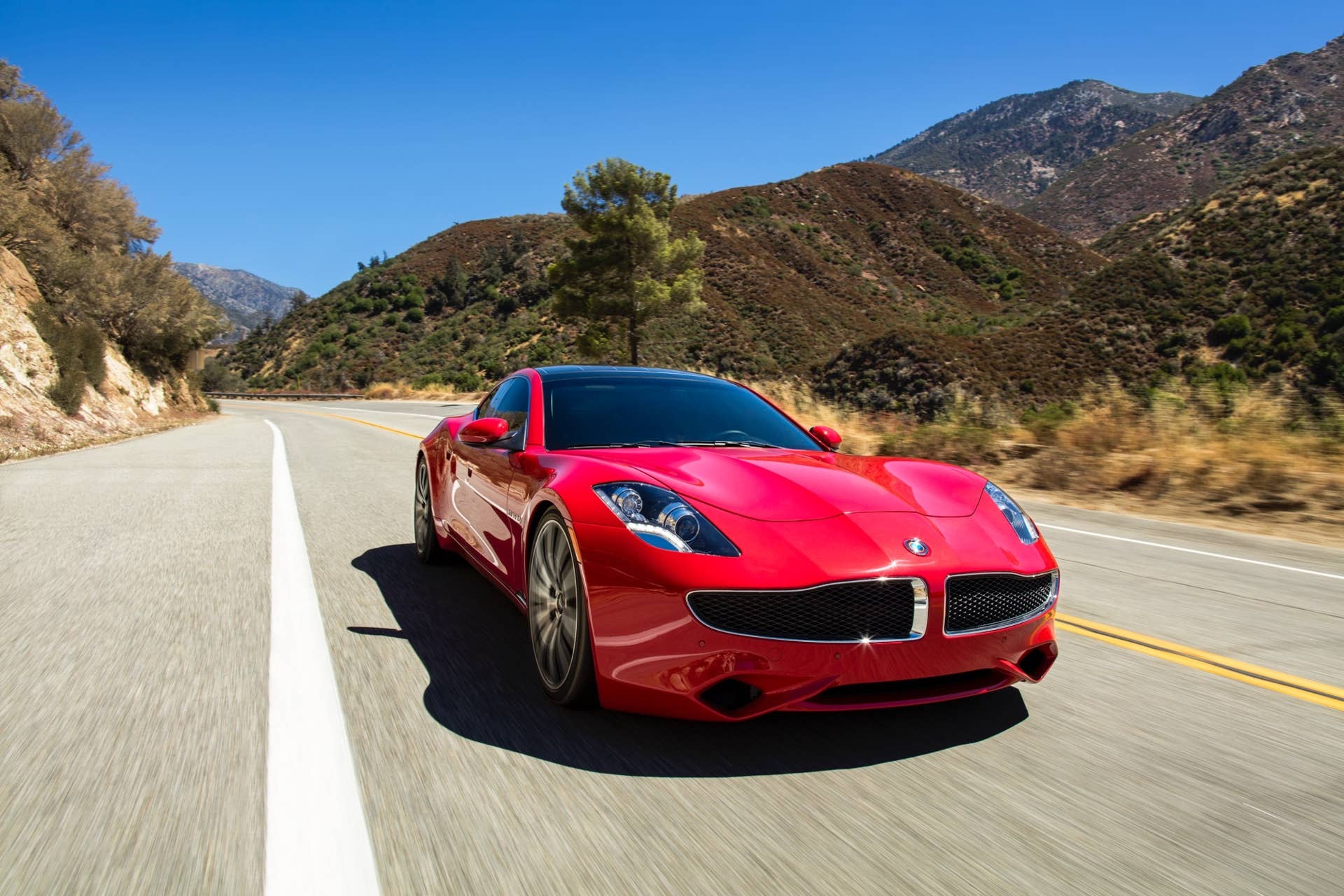 2017 Karma Revero in red