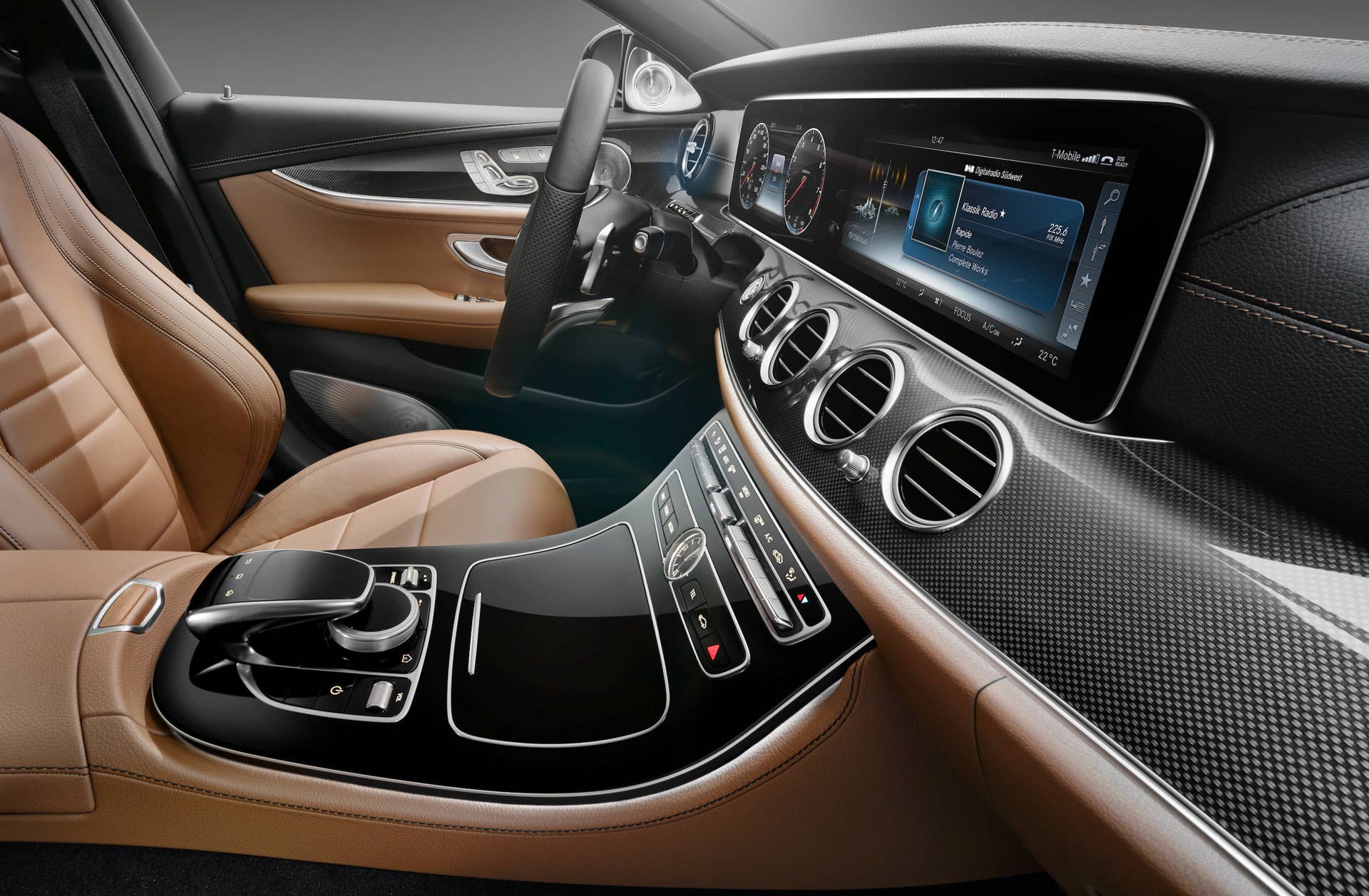 2017 Mercedes-Benz E-Class interior attention to detail